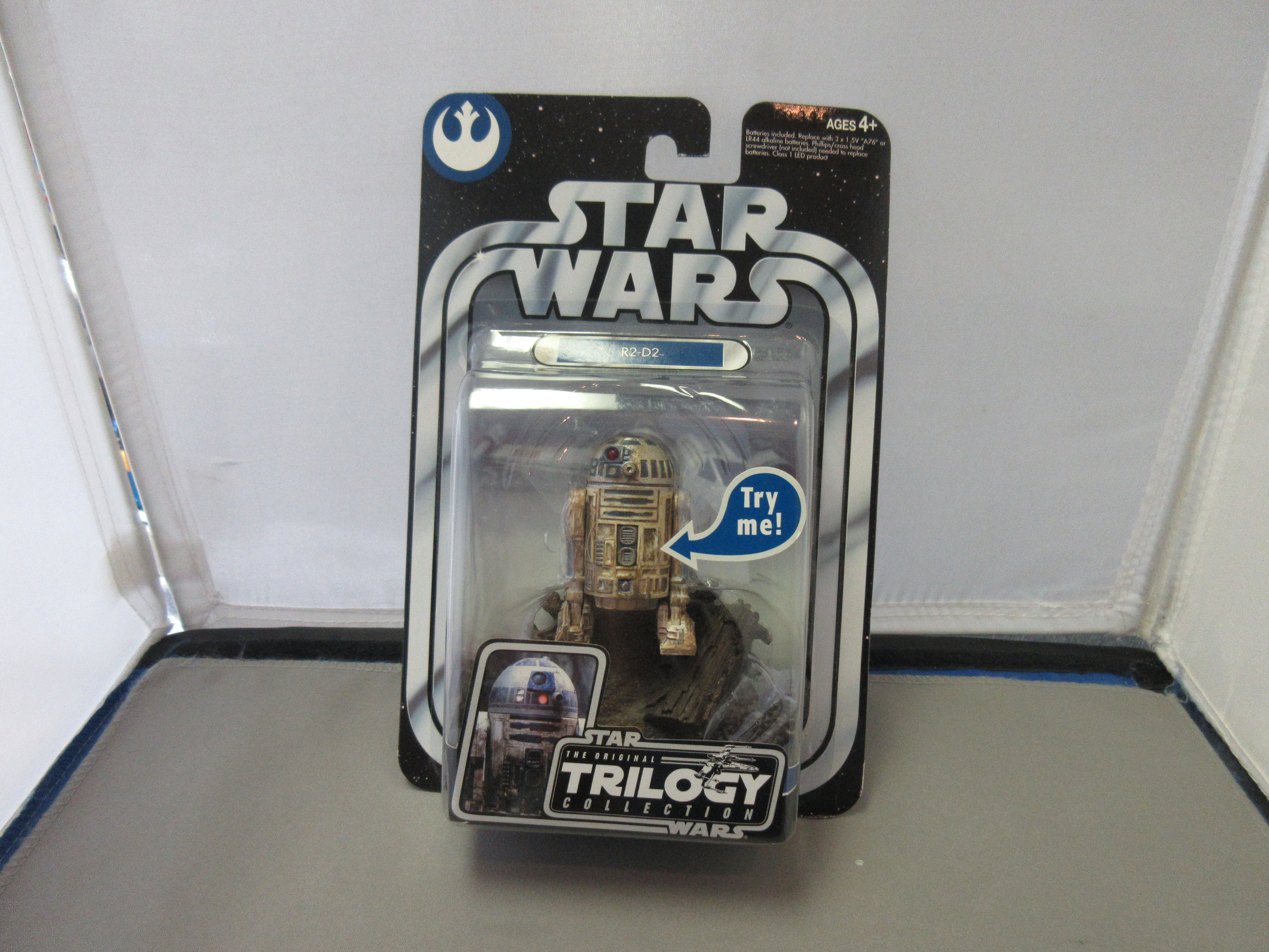 OTC #04 R2-D2