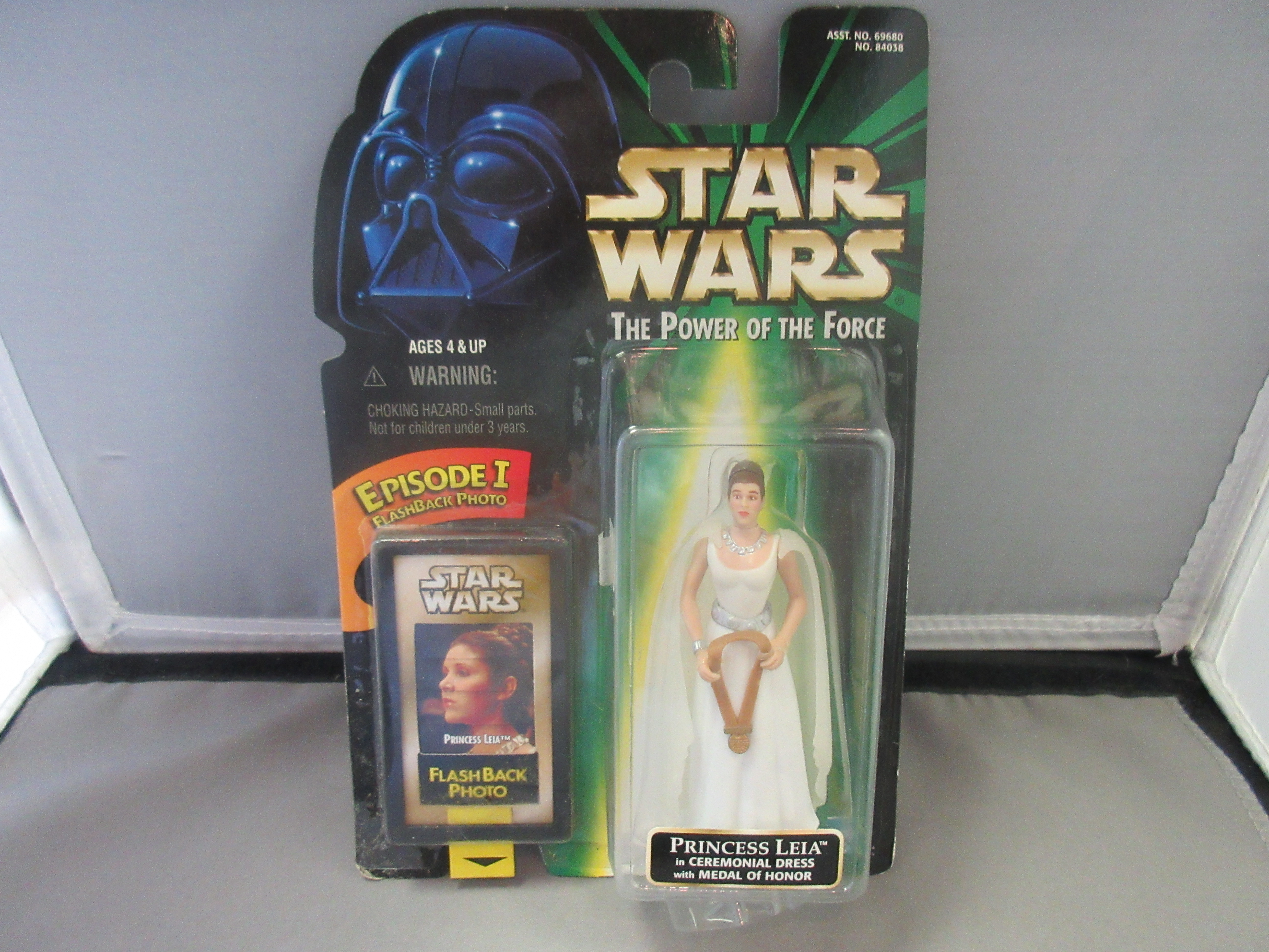 POTF Princess Leia (ceremonial dress/medal)