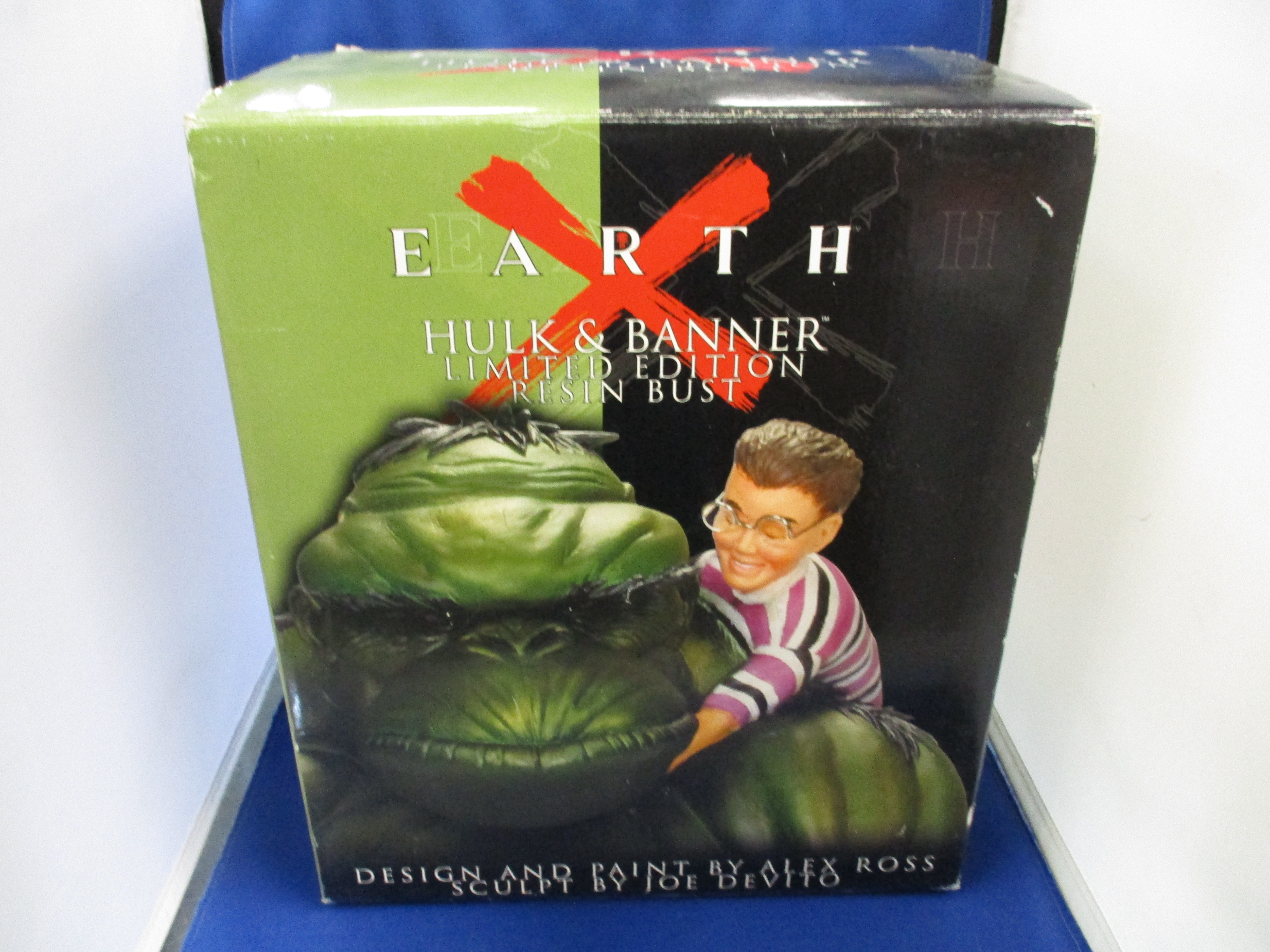 Earth X Dynamic Forces Hulk/Bruce Banner Bust