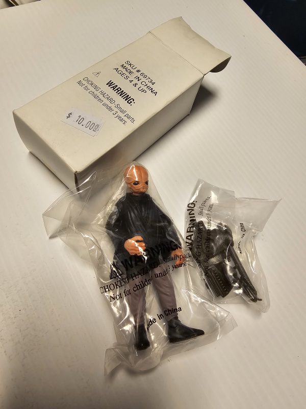 Mail-Away Cantina Band Member