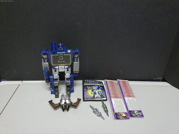 Transformers G1 Soundwave and Buzzsaw