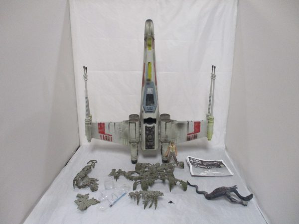 Saga Series Luke Skywalker Dagobah X-Wing