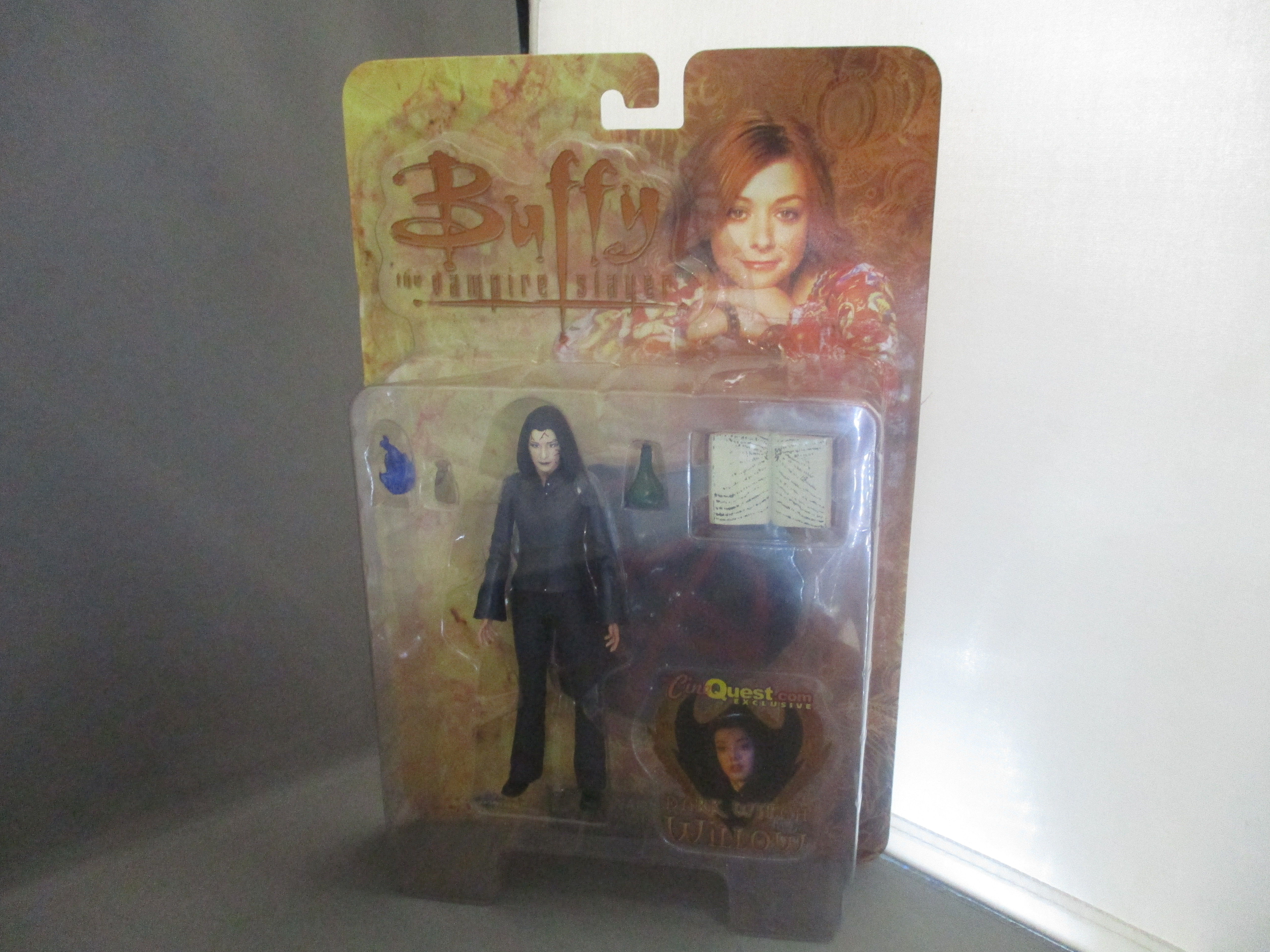 Diamond Select Buffy the Vampire Slayer Dark Witch Willow