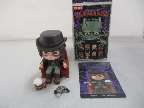 Pop Mart Universal Monsters Van Helsing