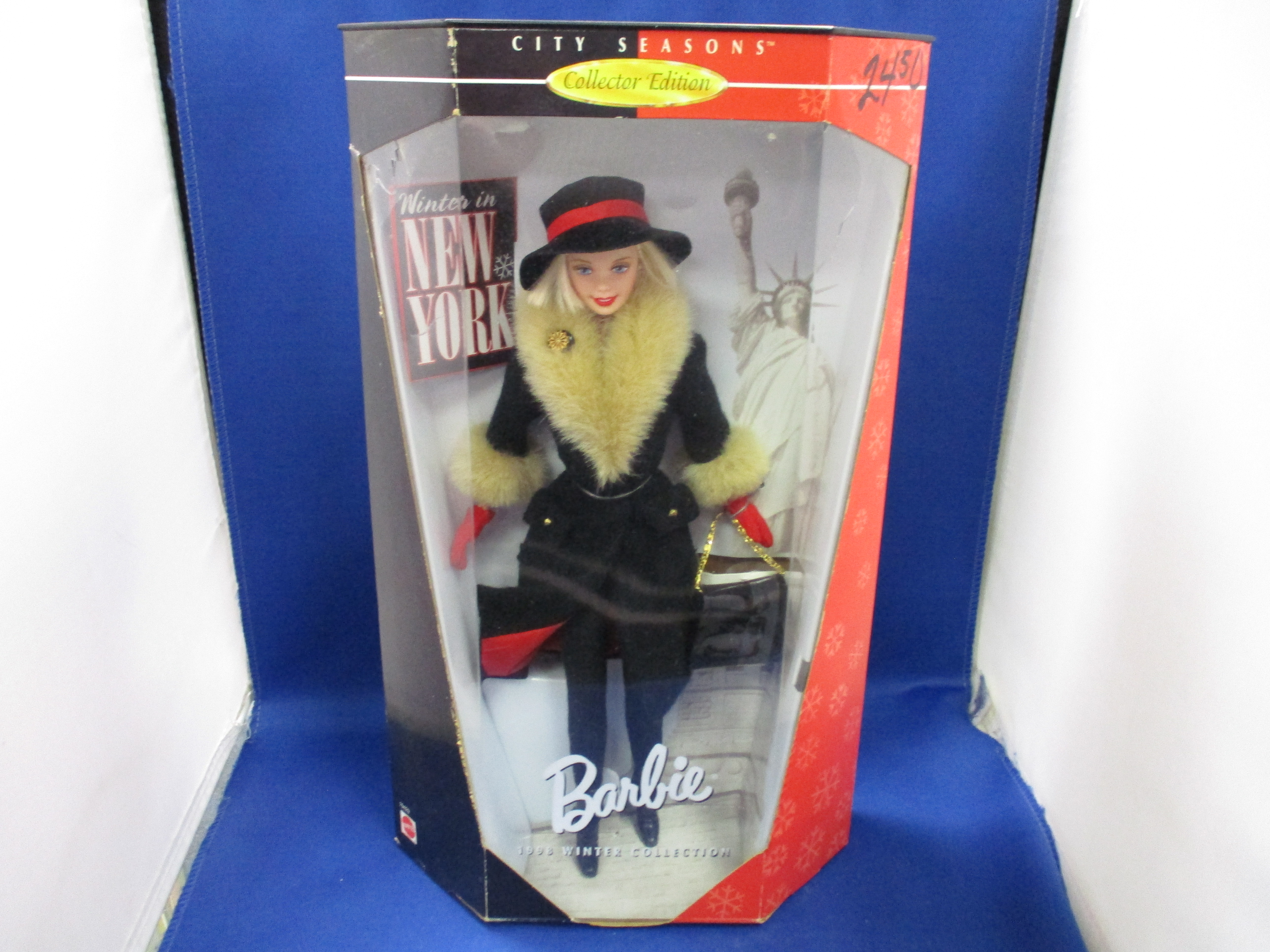 1998 City Seasons Winter in New York Barbie #19429