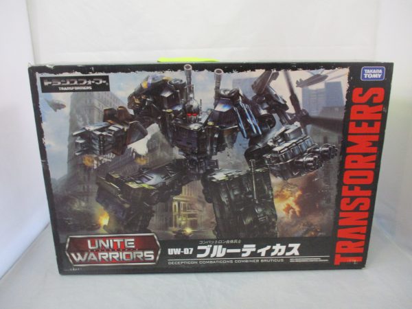 Unite Warriors UW-07 Bruticus with Upgrade Kits