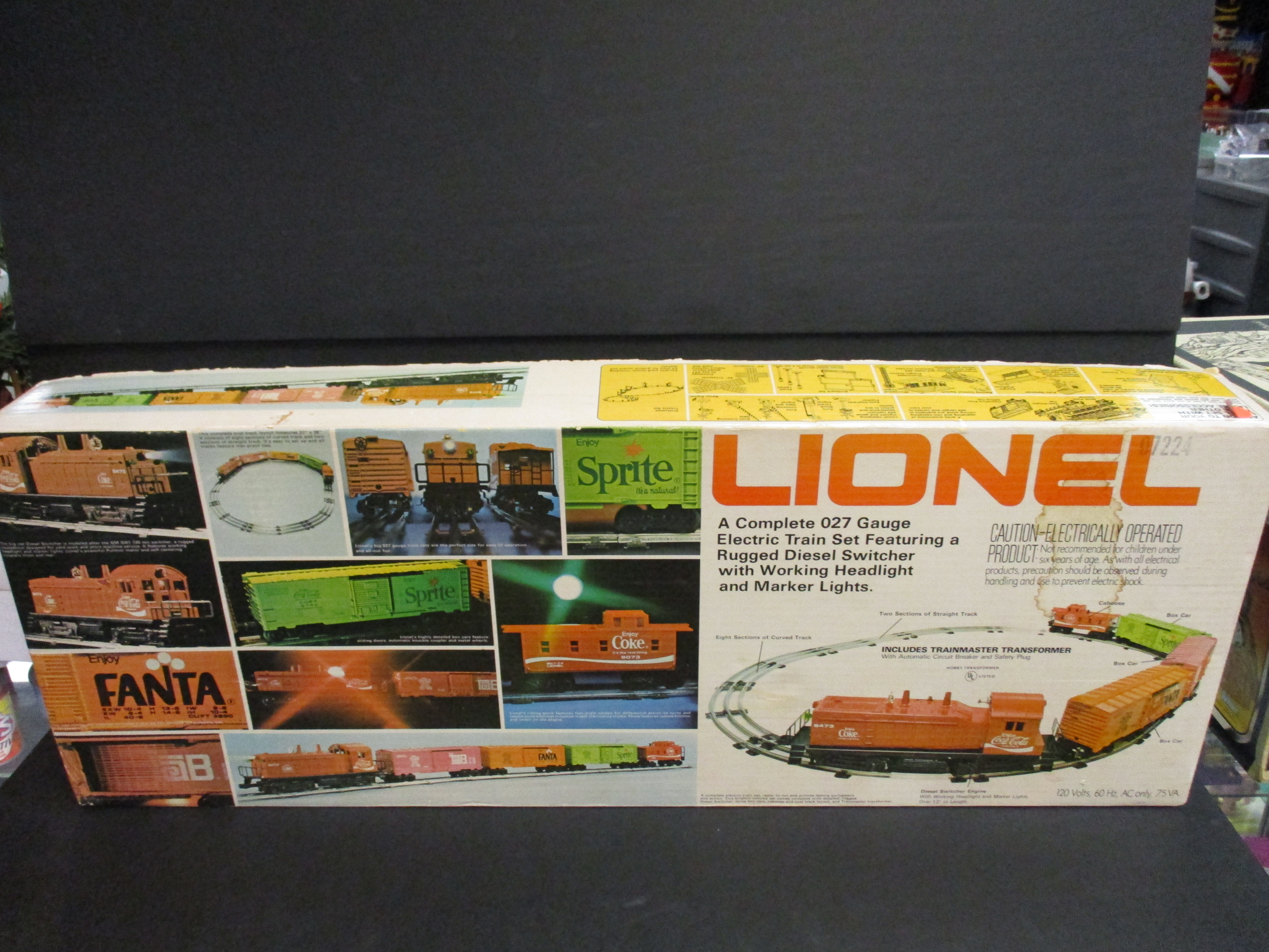 Lionel 027 Gauge Electric Train Coca-Cola Brand Themed