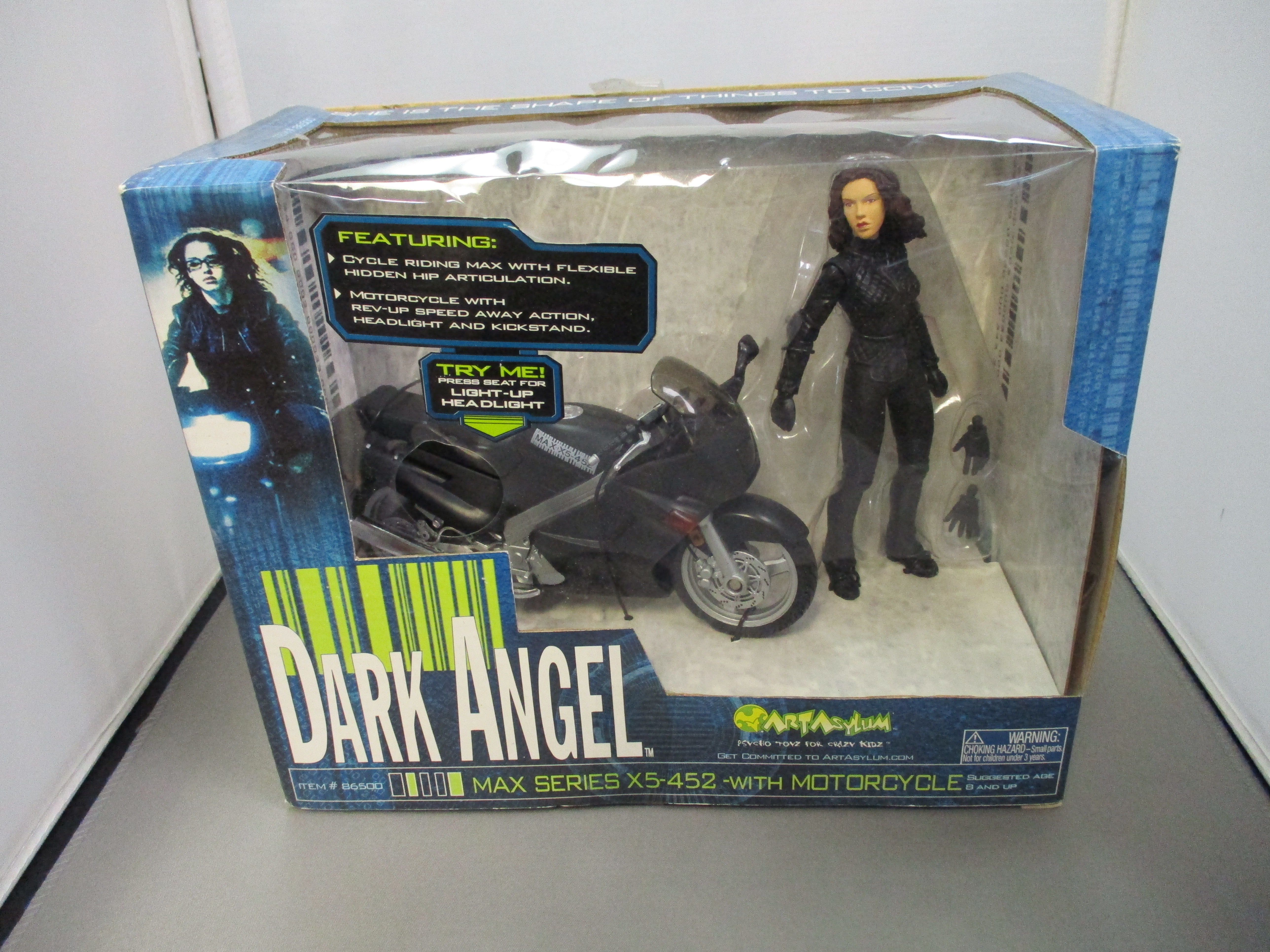 Dark Angel Max Series X5-452 with Motorcycle