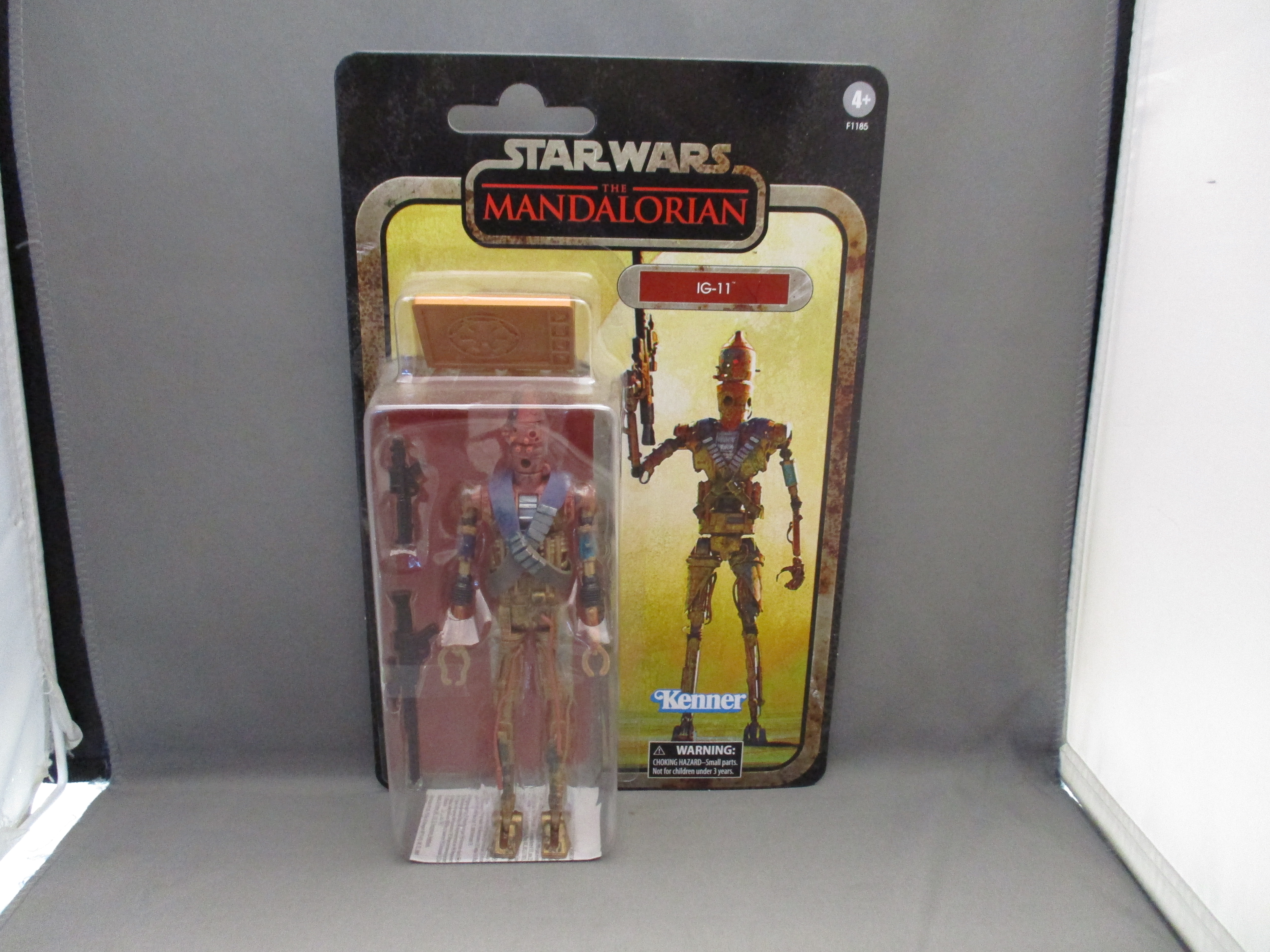 Black Series Mandalorian Credit Collection IG-11