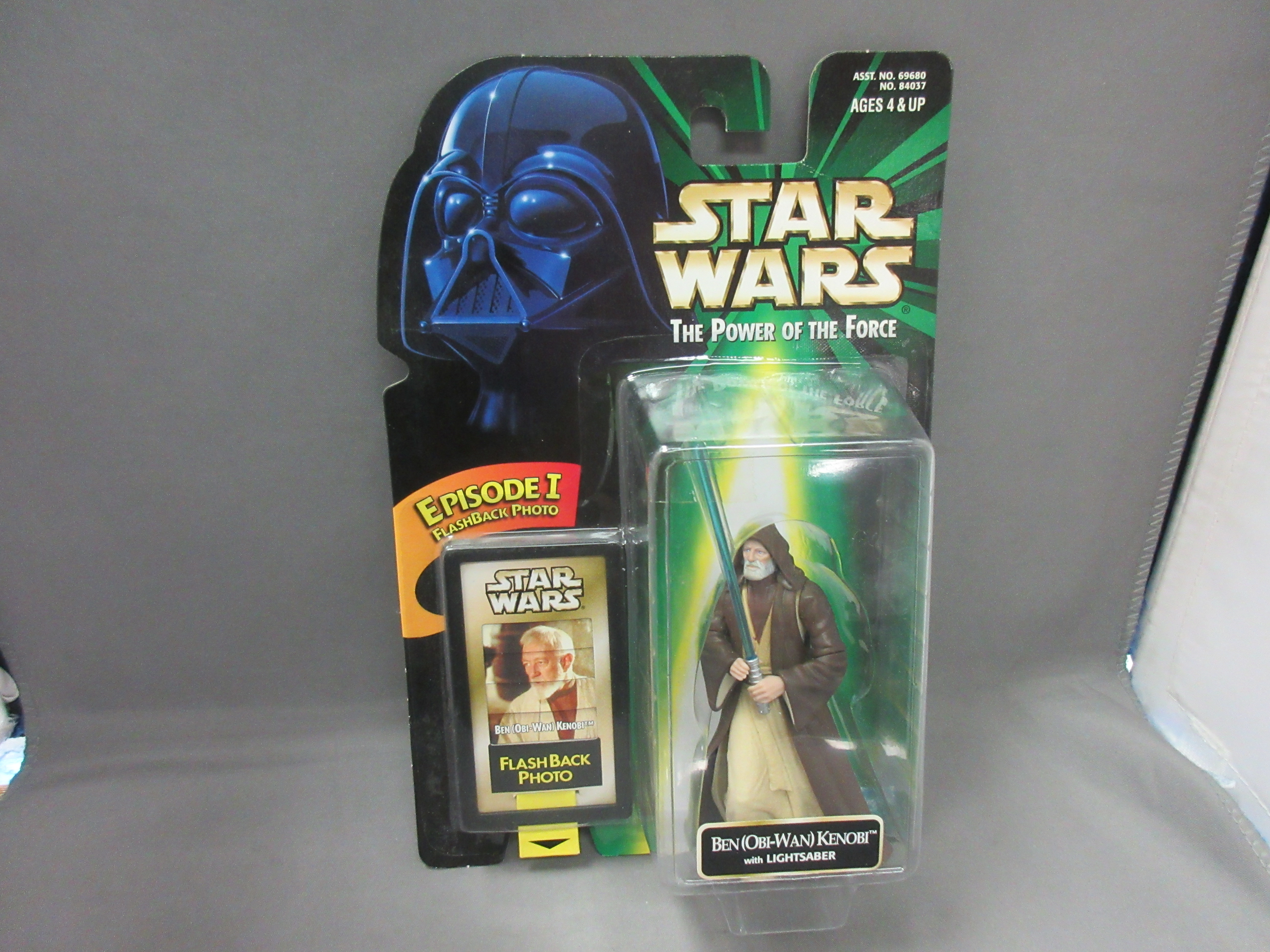 POTF G Obi-Wan Kenobi W/ Lightsaber