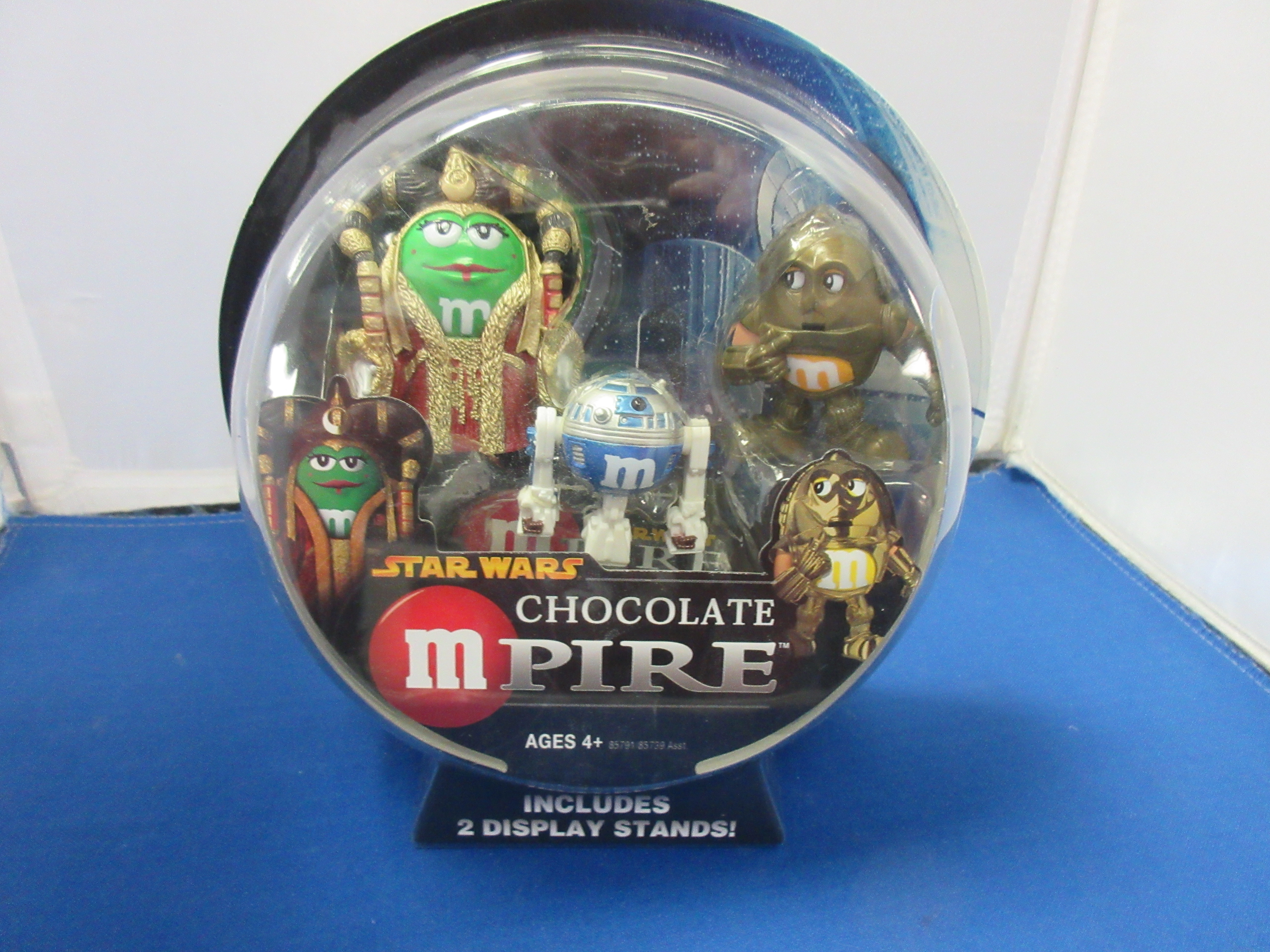 Chocolate Mpire 2-pack Queen Amidala C-3PO and R2-D2