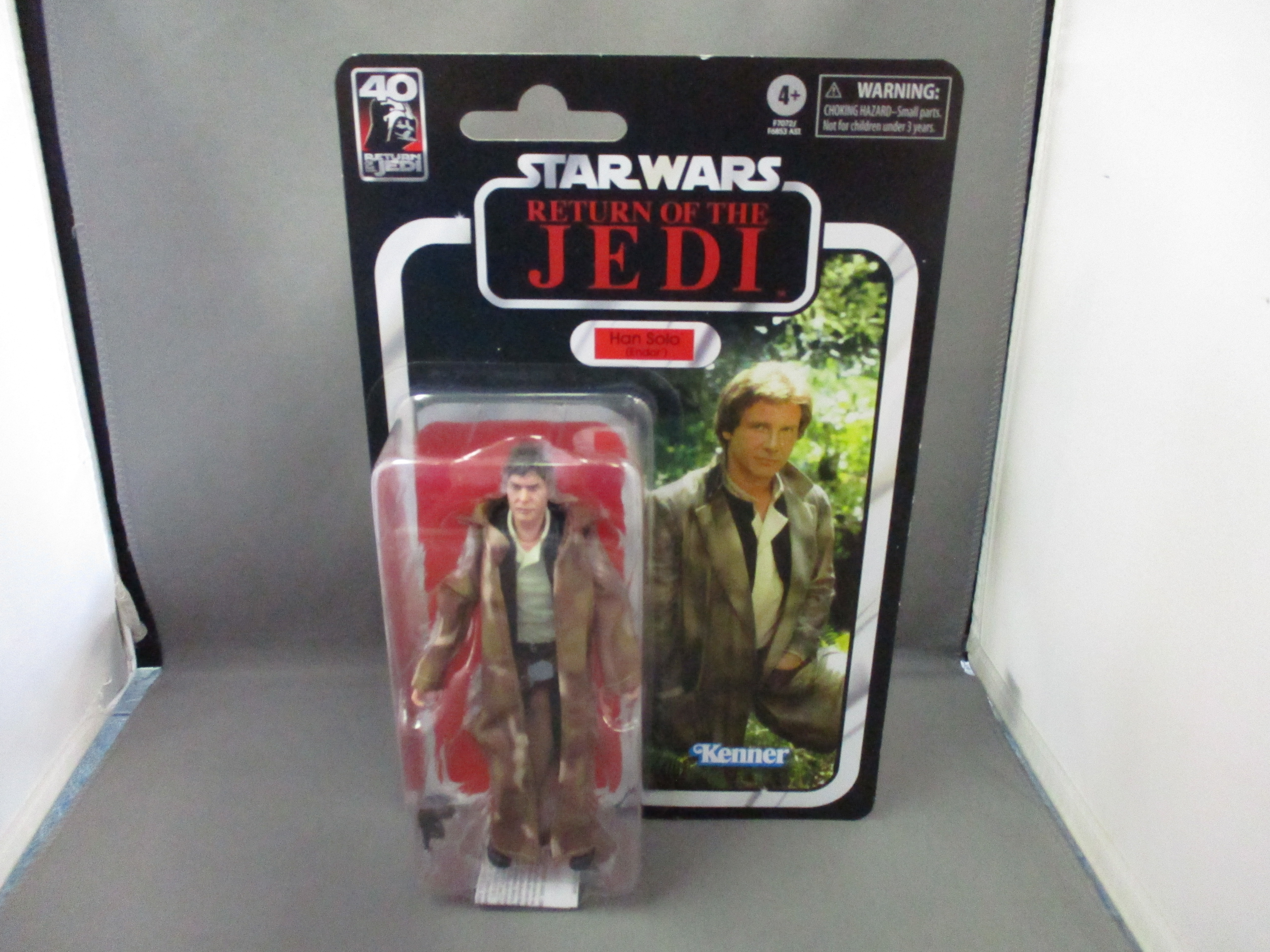 Black Series 40th Anniversary Han Solo (Endor) Black Series 40th Anniversary Han Solo (Endor)