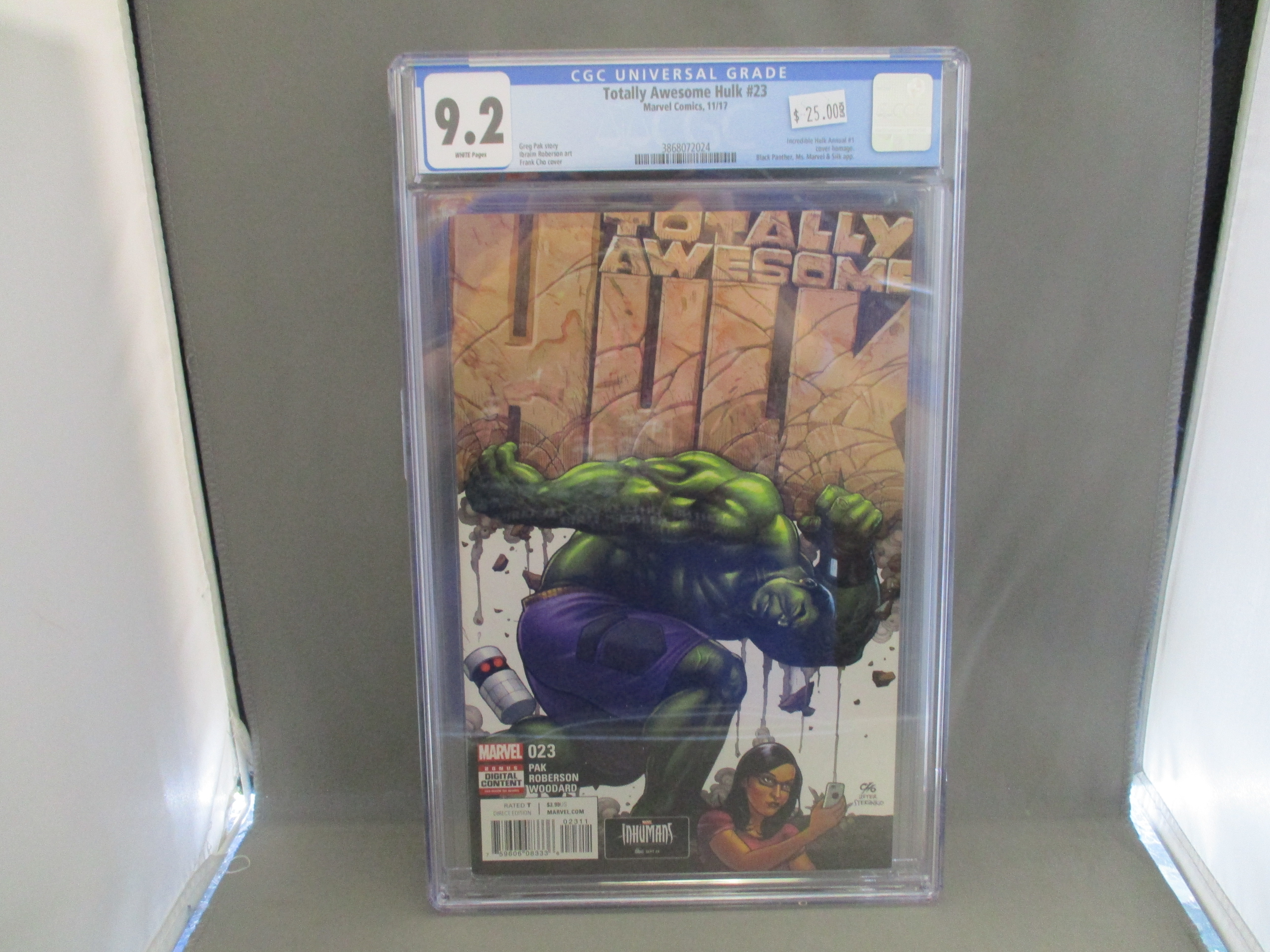 Totally Awesome Hulk #23 November 2017 CGC 9.2