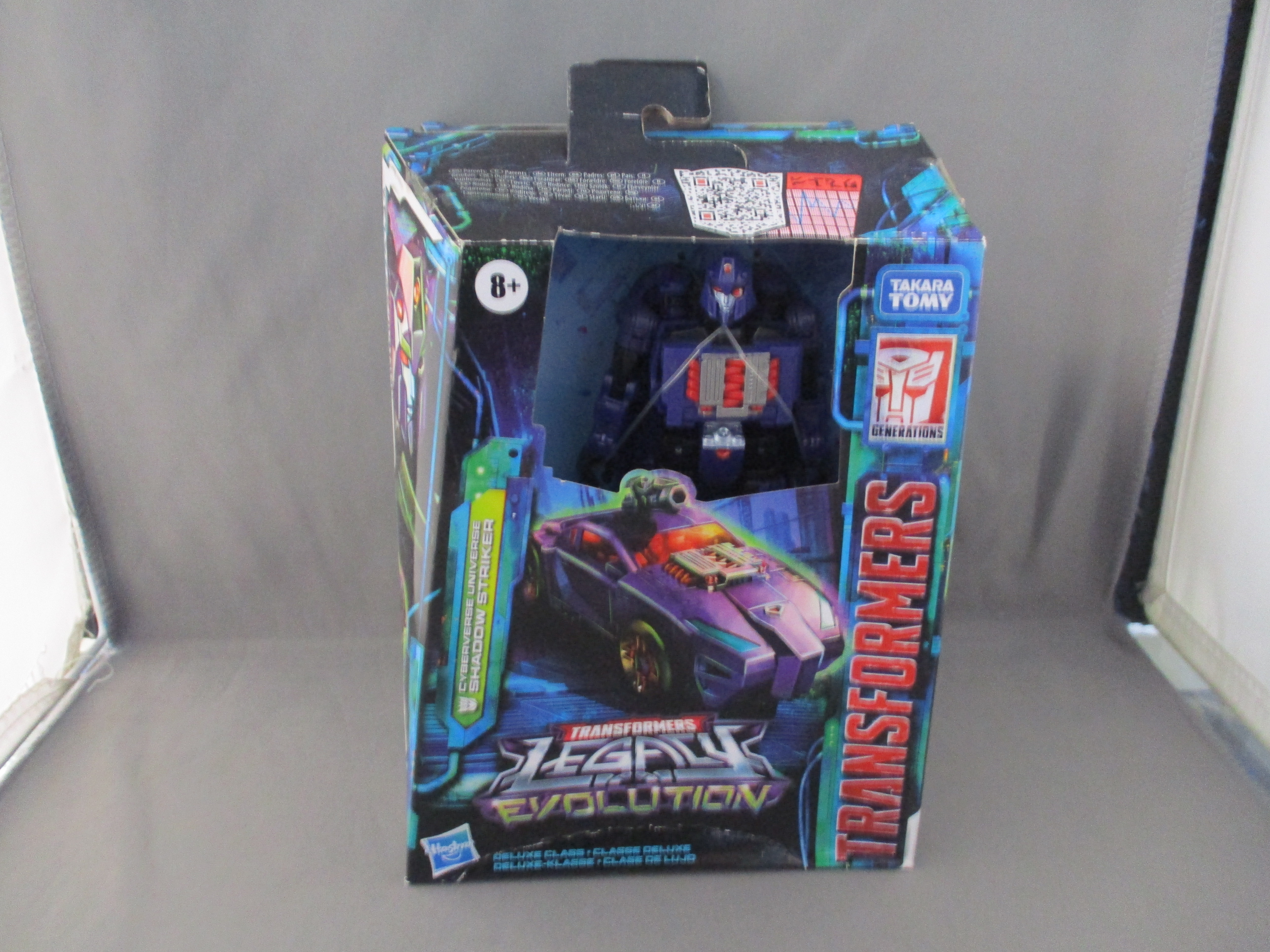 Transformers Legacy Cyberverse Shadow Striker