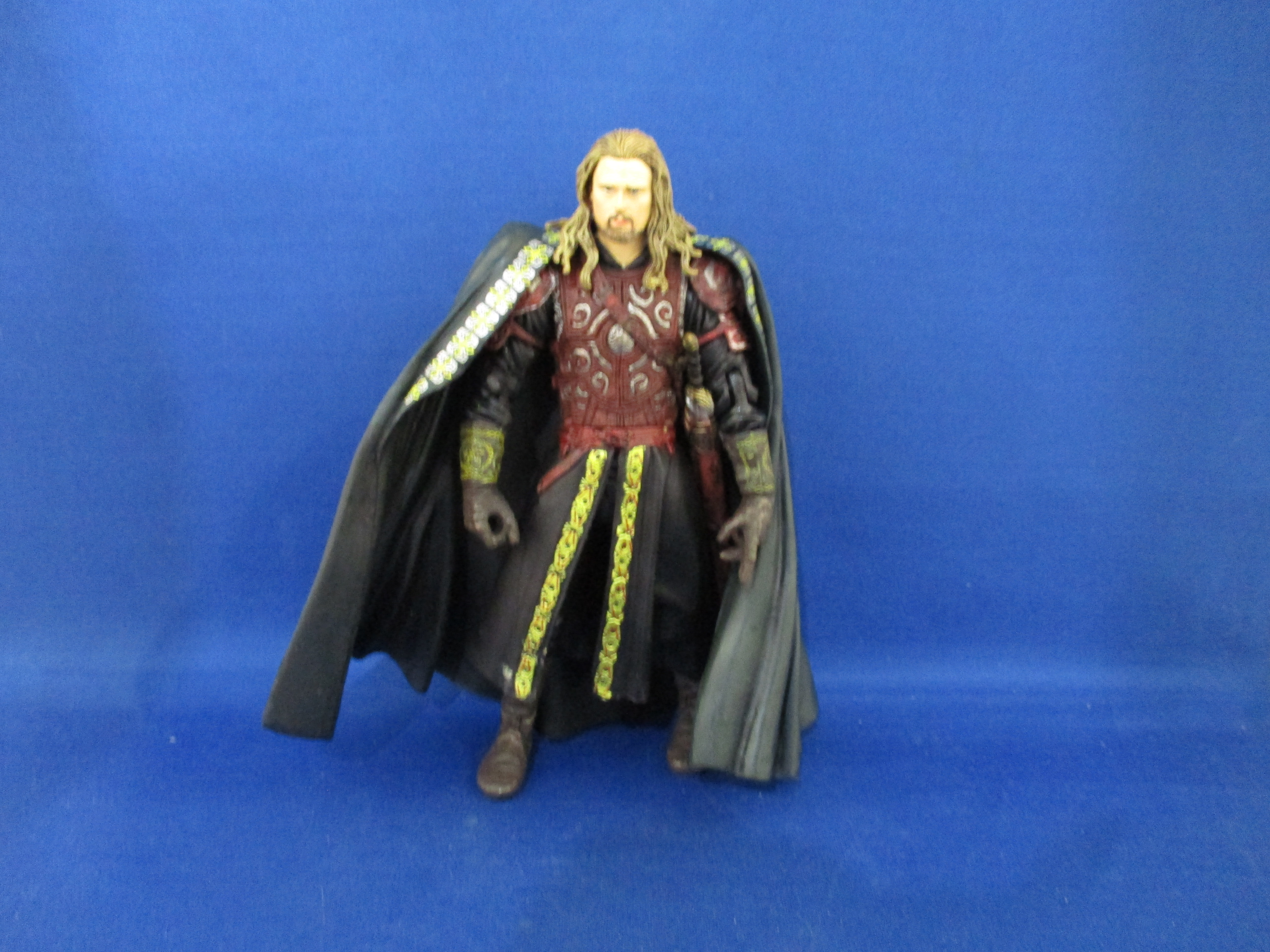 Return Of The King Eomer in Ceremonial Armor