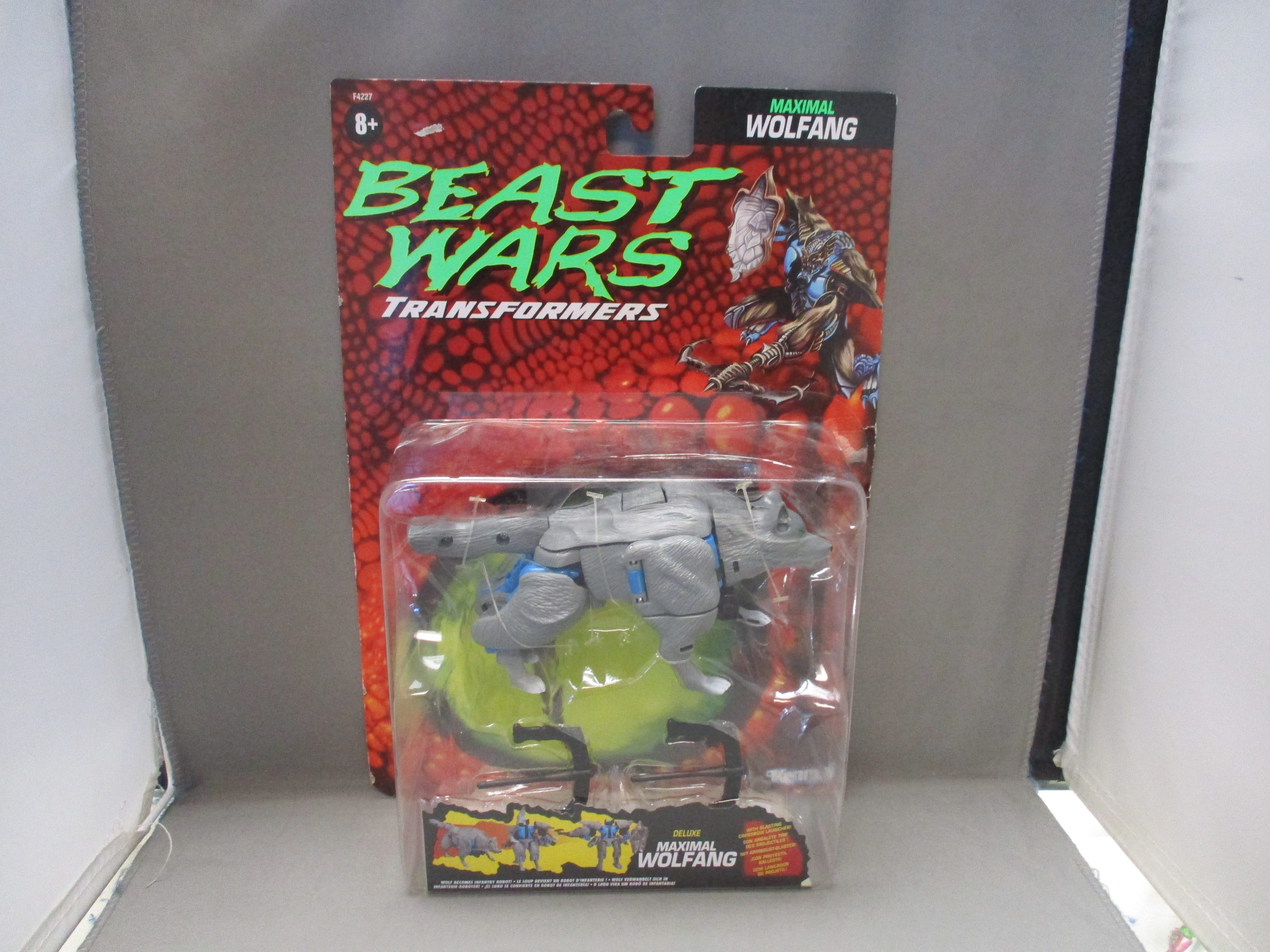 Beast Wars Deluxe Maximal Wolfang Re-Issue