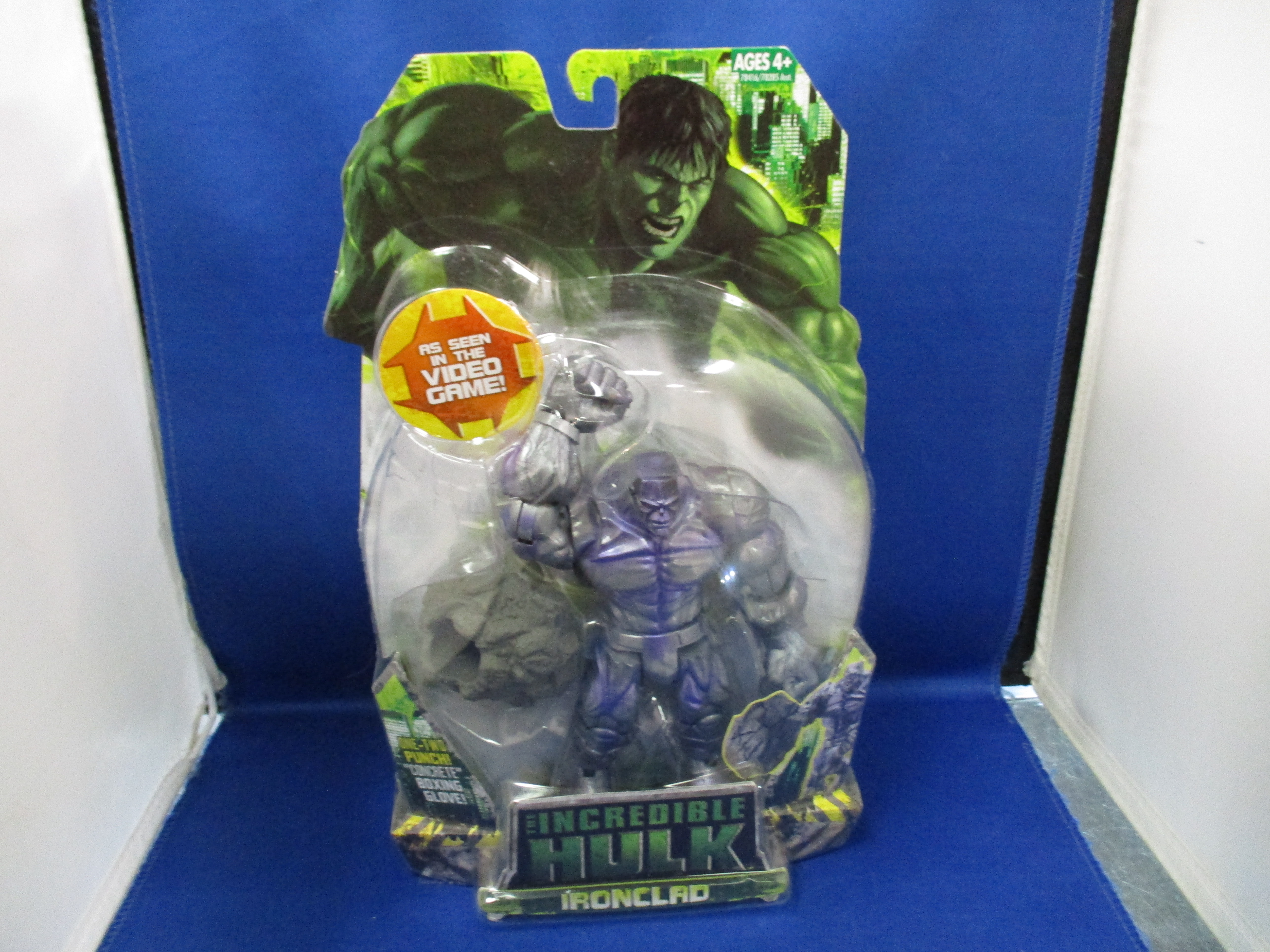 Hasbro The Incredible Hulk Ironclad