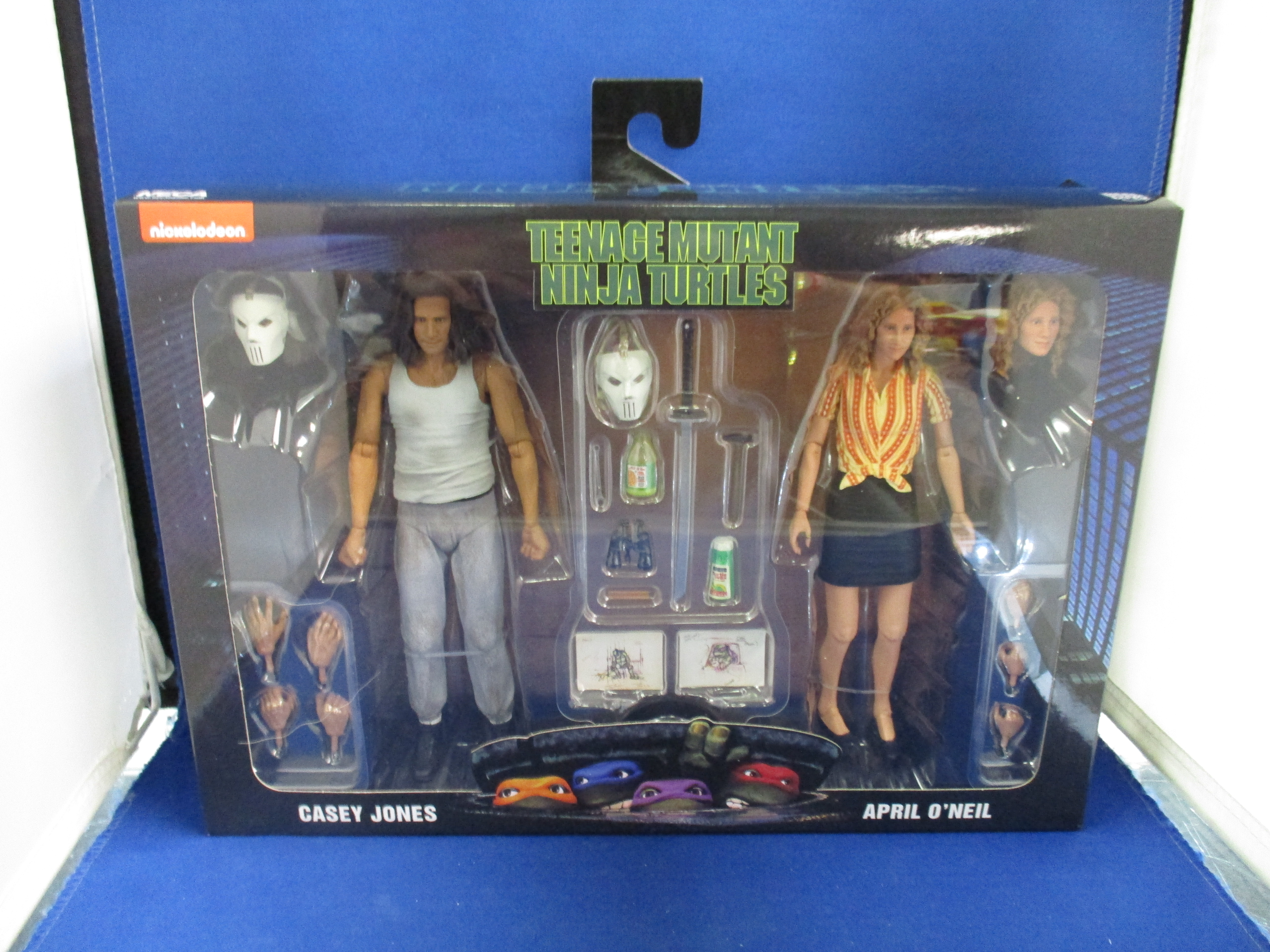 Neca Tmnt Casey Jones& April O’Neil Farmhouse 2 Pack