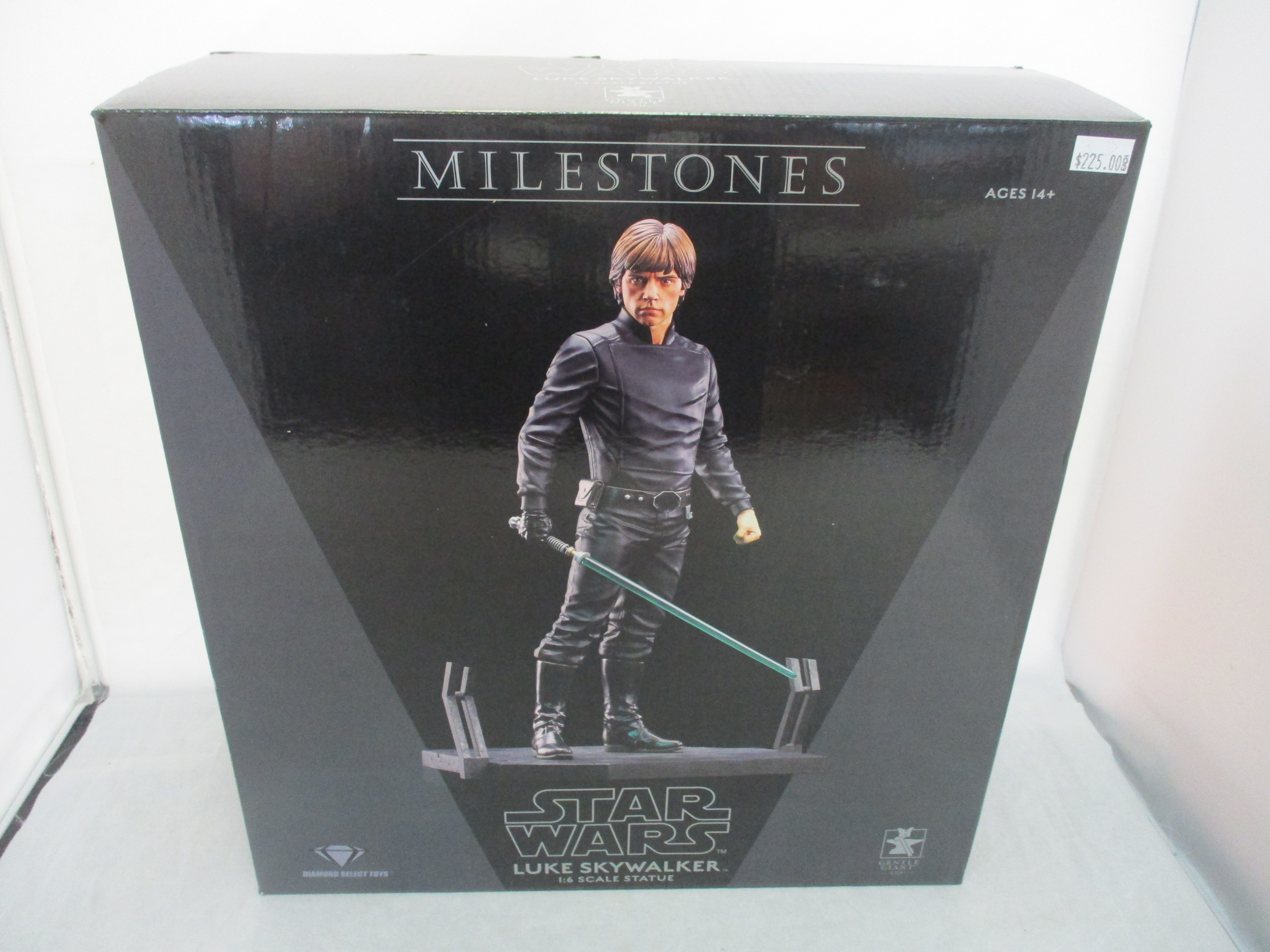 Star Wars Gentle Giant Luke Skywalker Milestones Statue