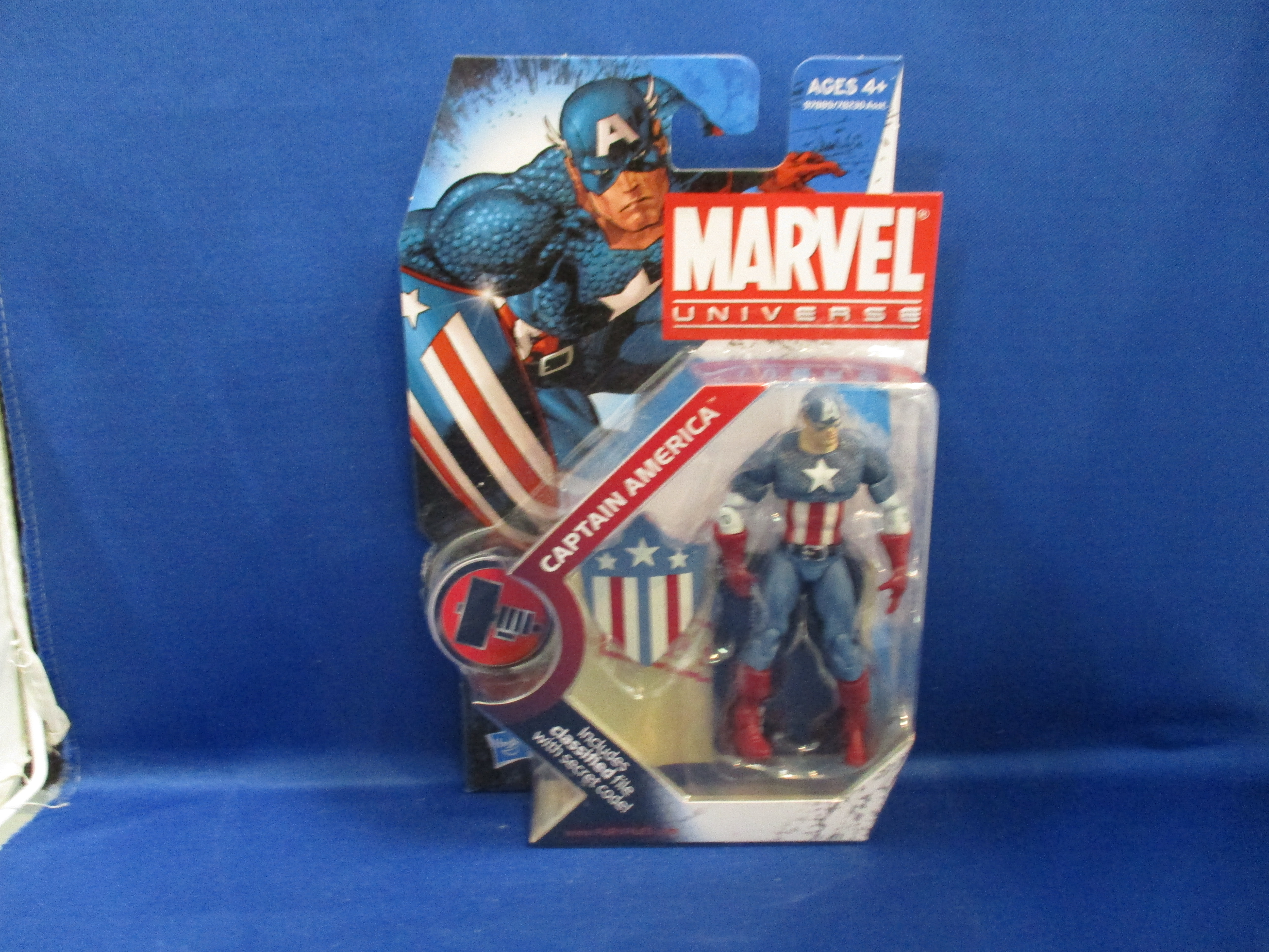 Marvel Universe 3.75 #08 Captain America