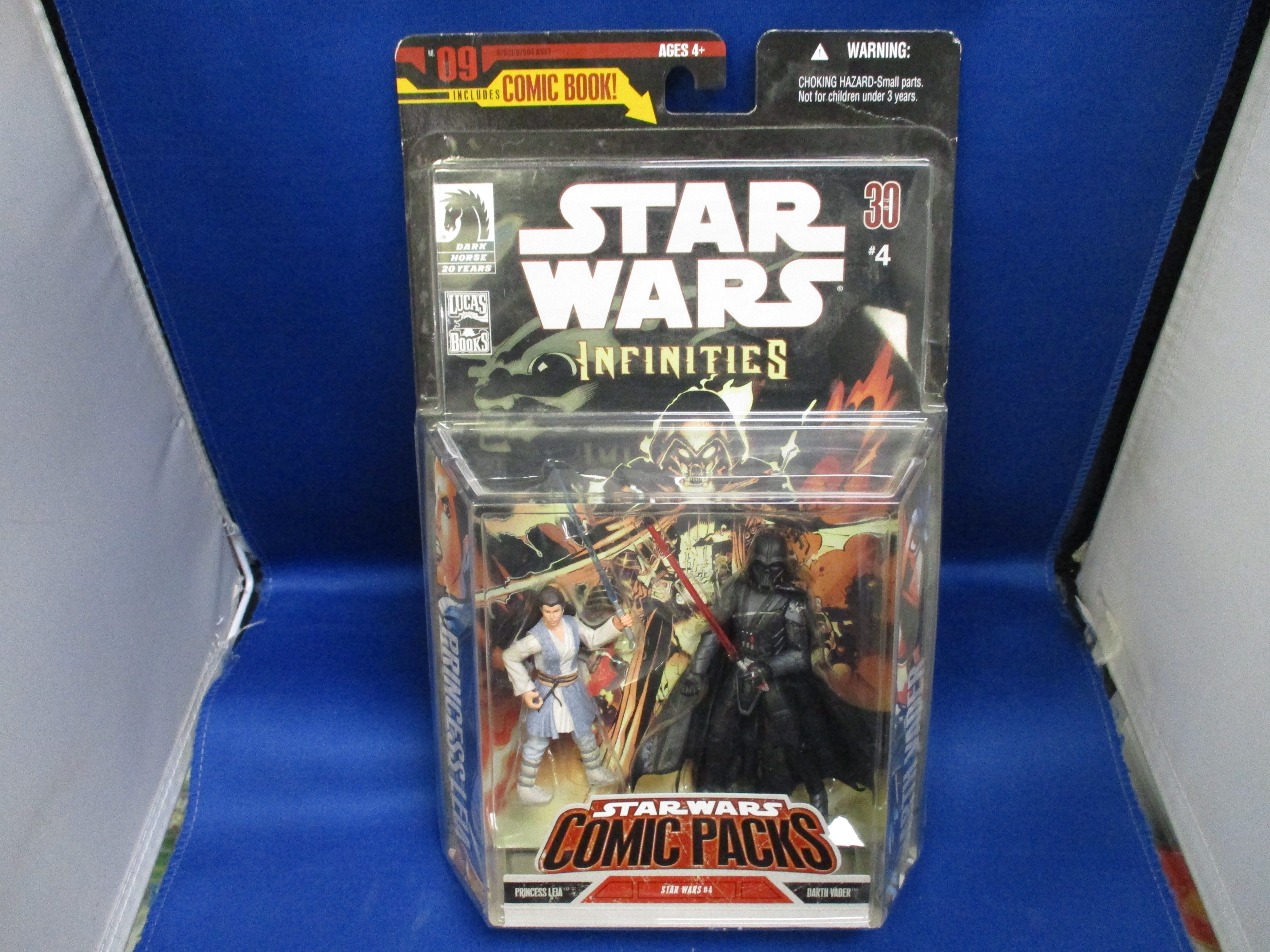 Star Wars Comic Pack Infinities Leia and Darth Vader