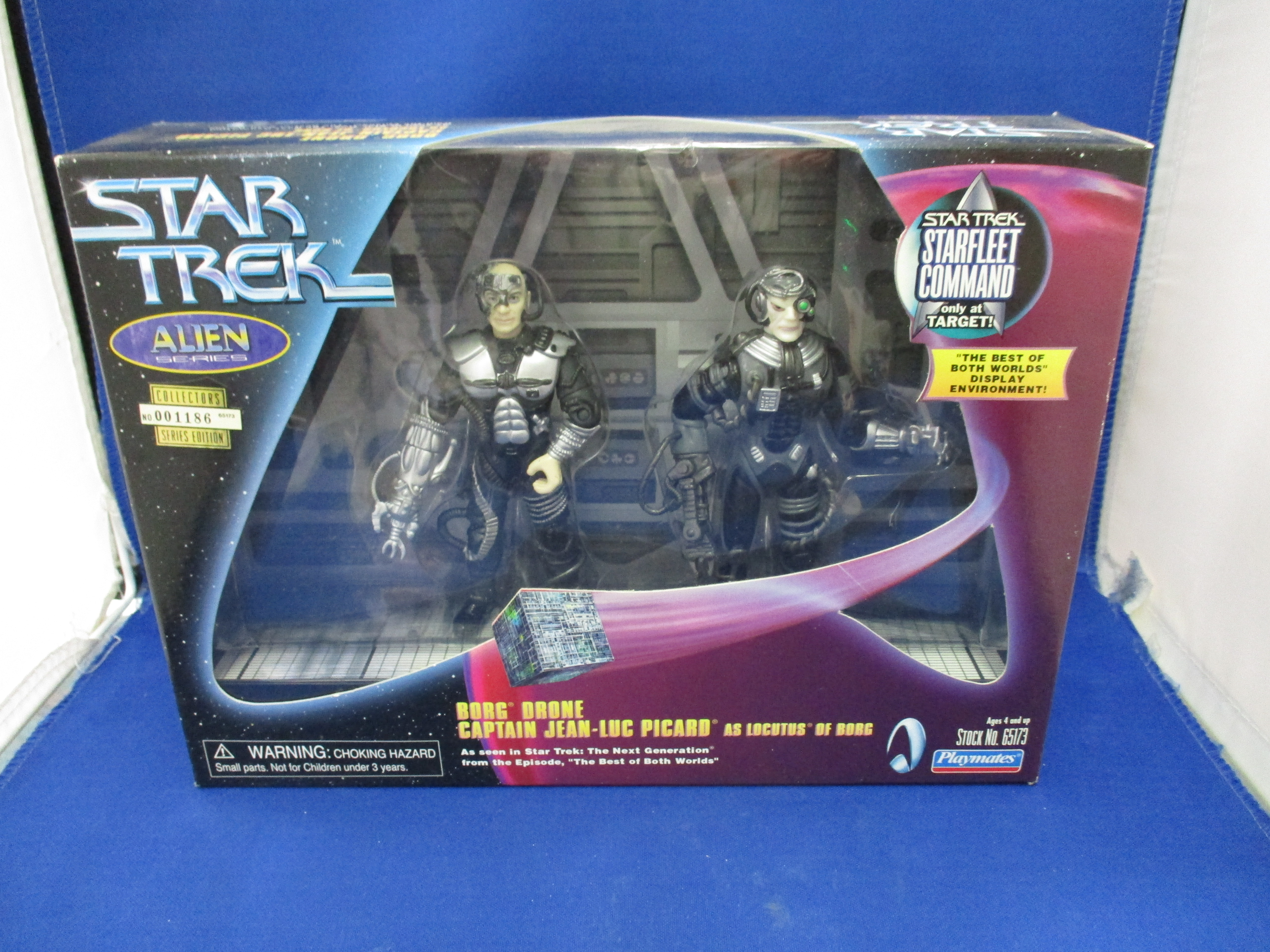 Star Trek Alien Series "The Best of Both Worlds" Display Set