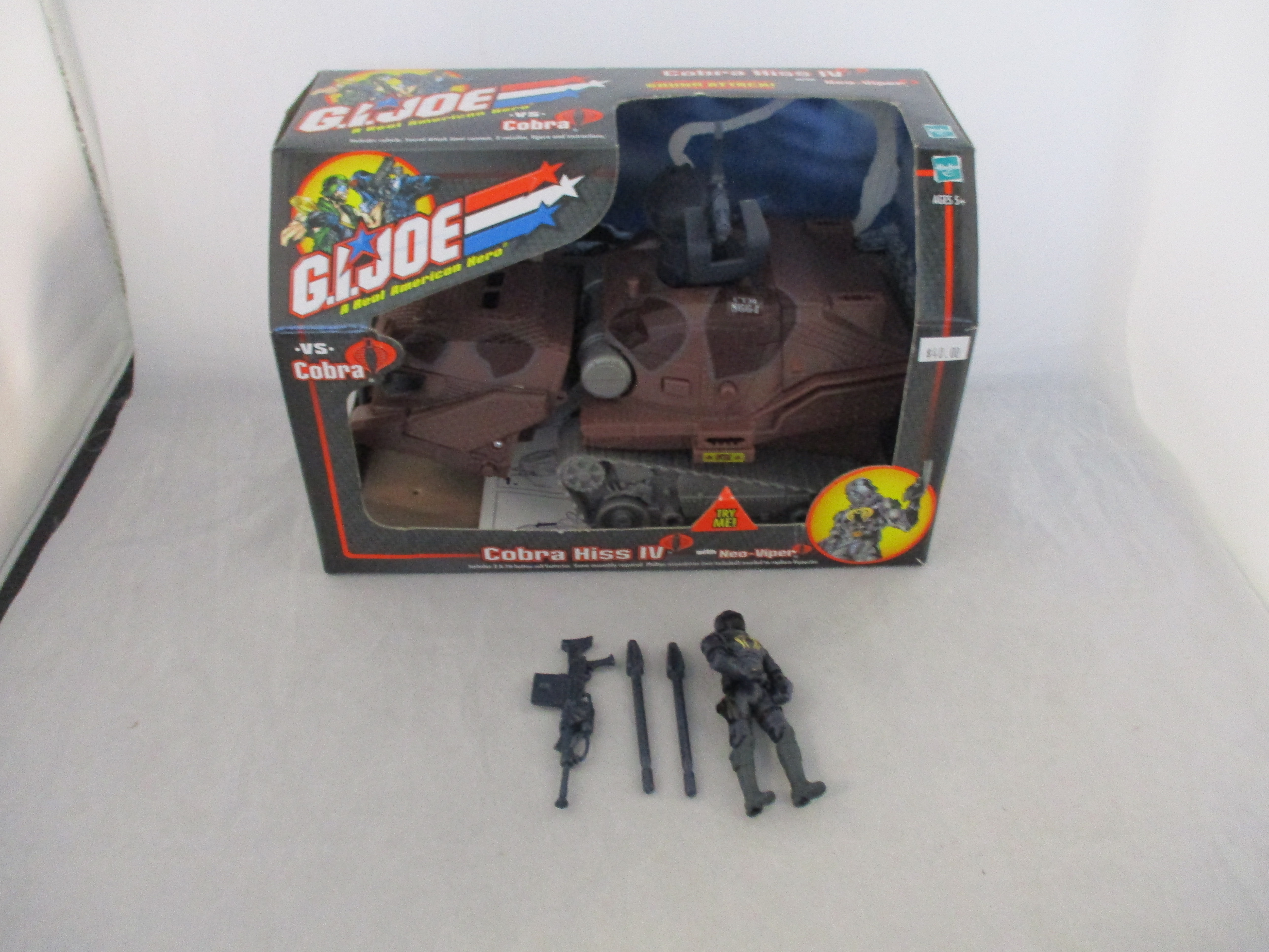 G.I. Joe Vs Cobra: Cobra Hiss IV With Neo-Viper