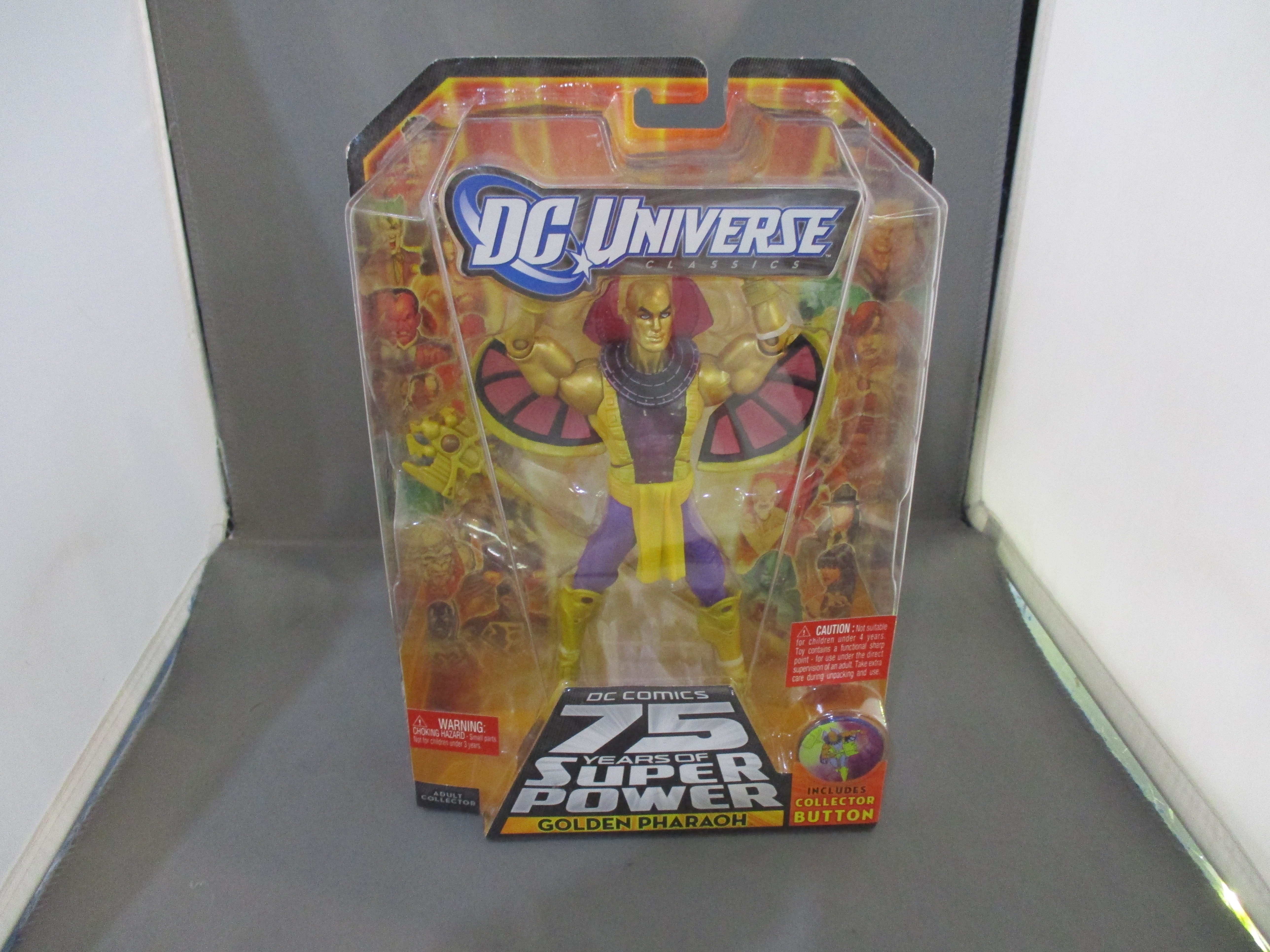 DC Universe Classics 75 Years of Super Power Golden Pharoah