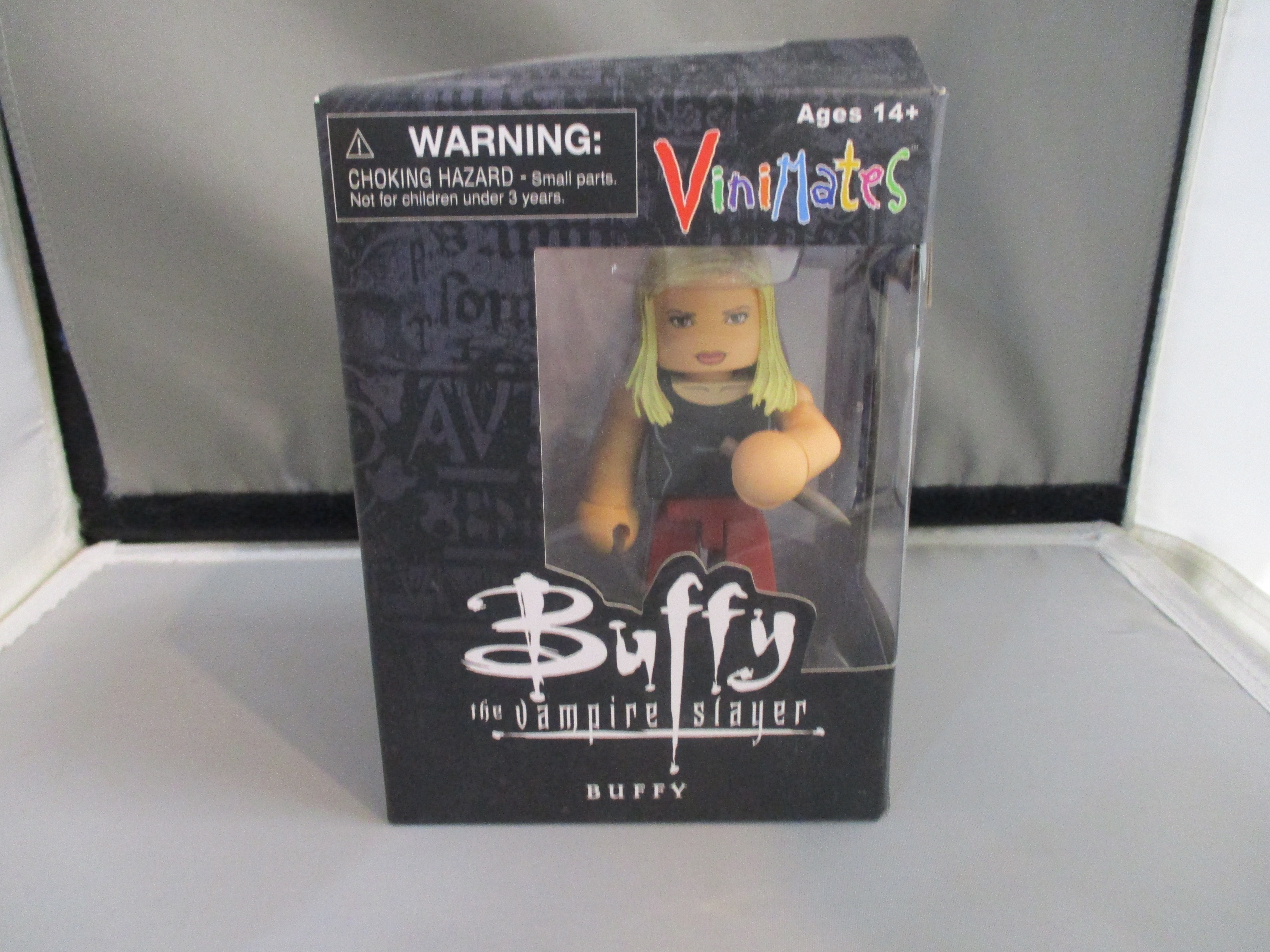 Diamond Select Vinimates Buffy