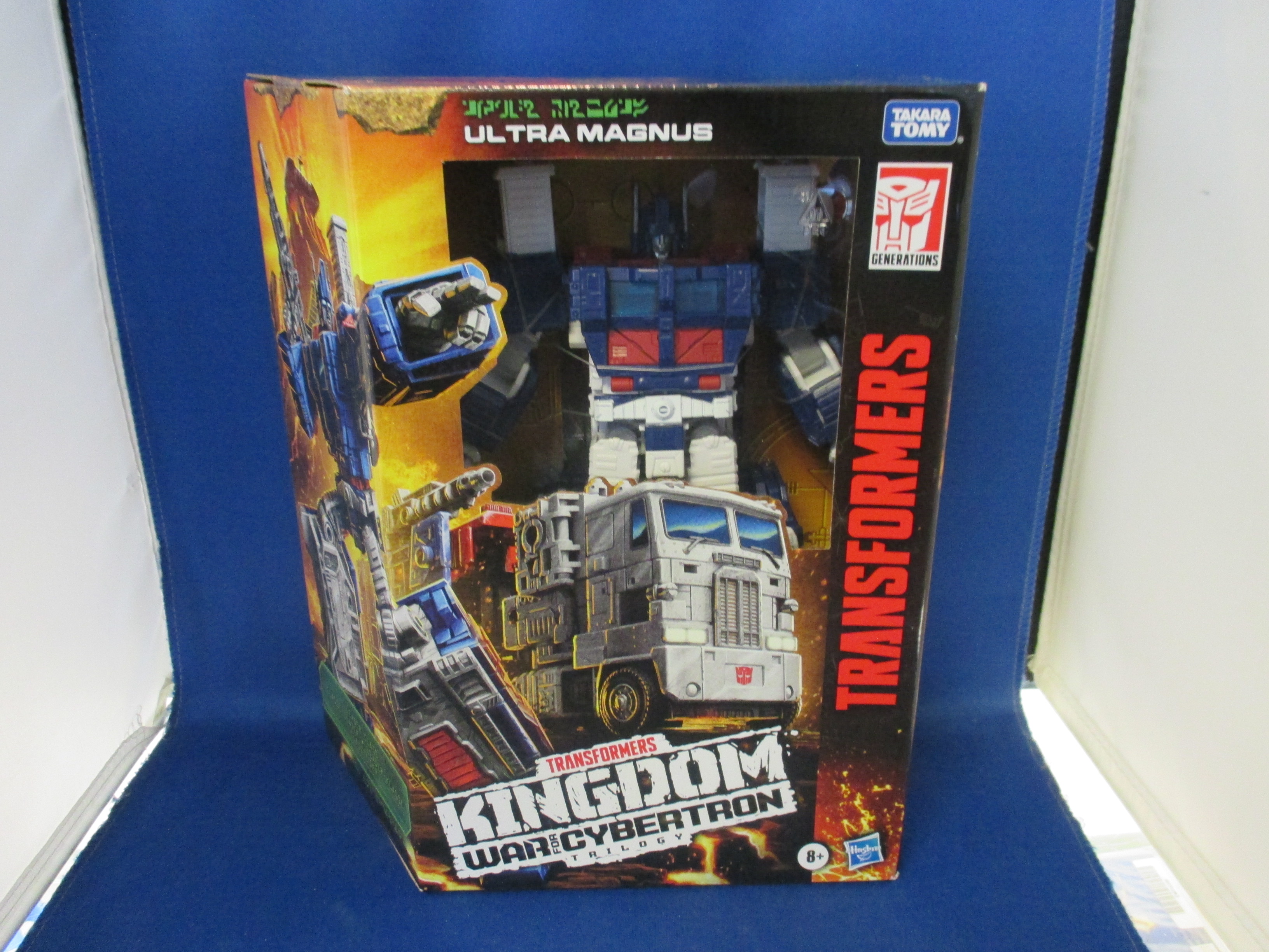 Transformers Kingdom WFC Ultra Magnus