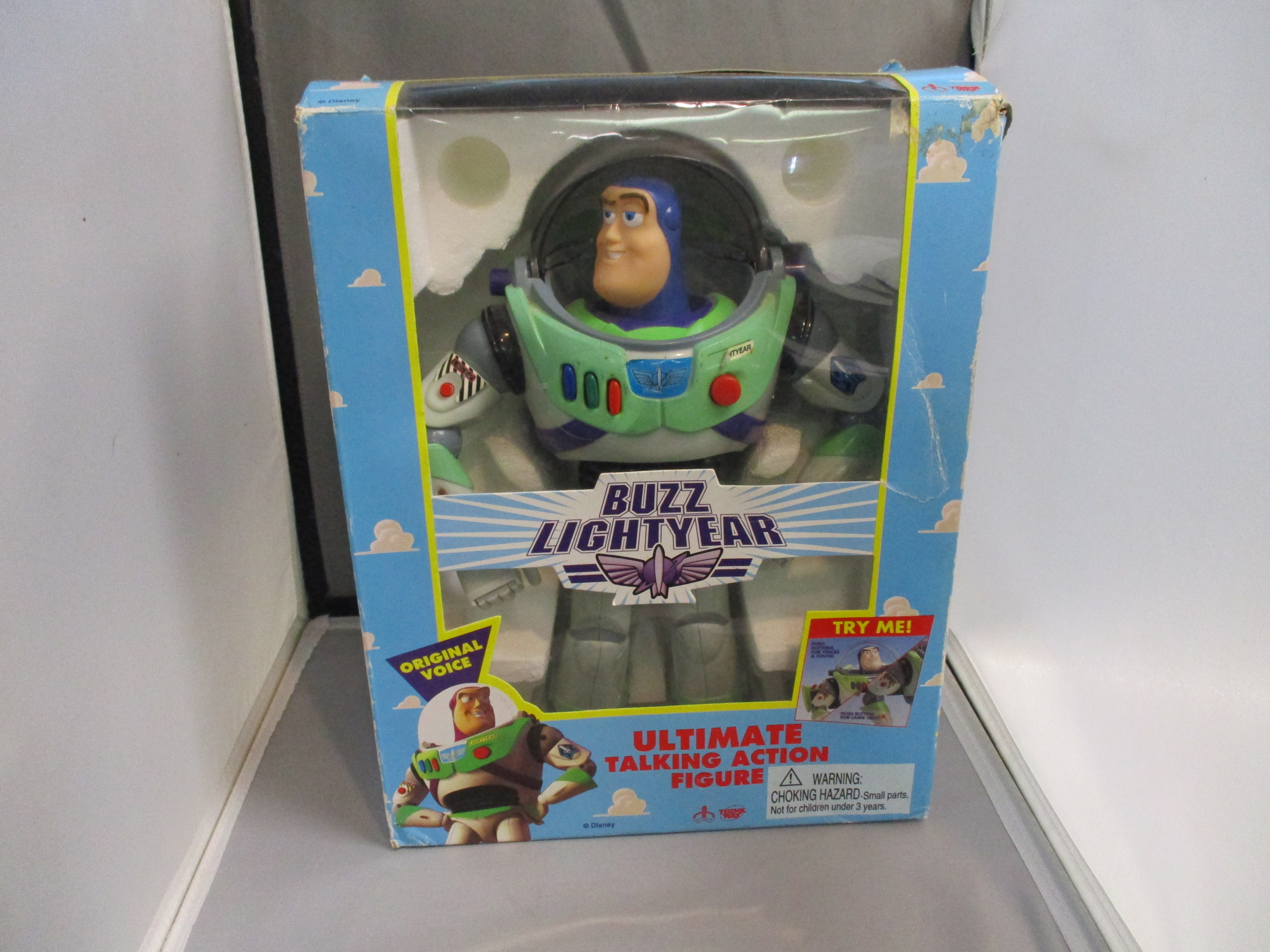 Toy Story Ultimate Talking Buzz Lightyear