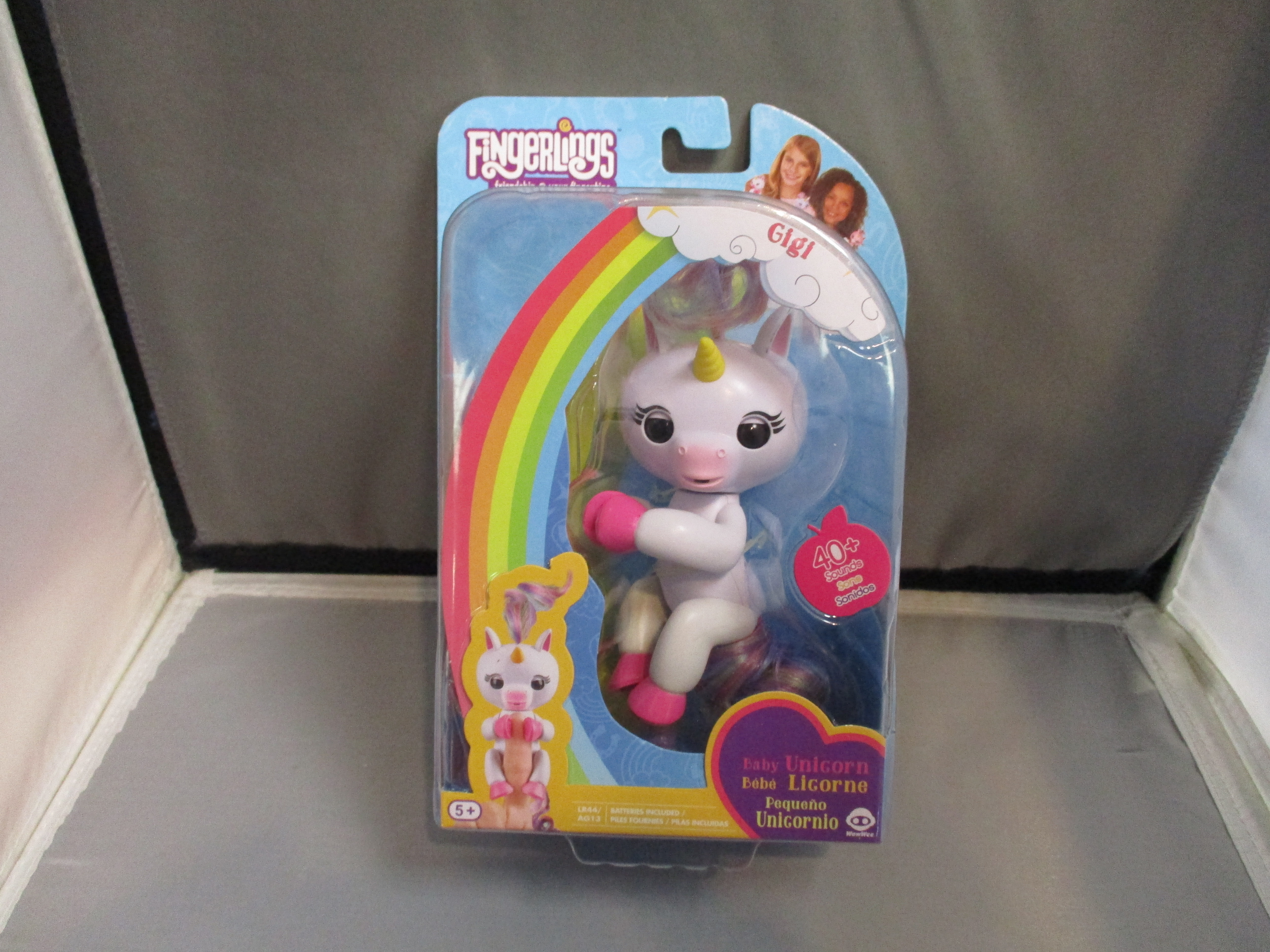 Fingerlings Baby Unicorn