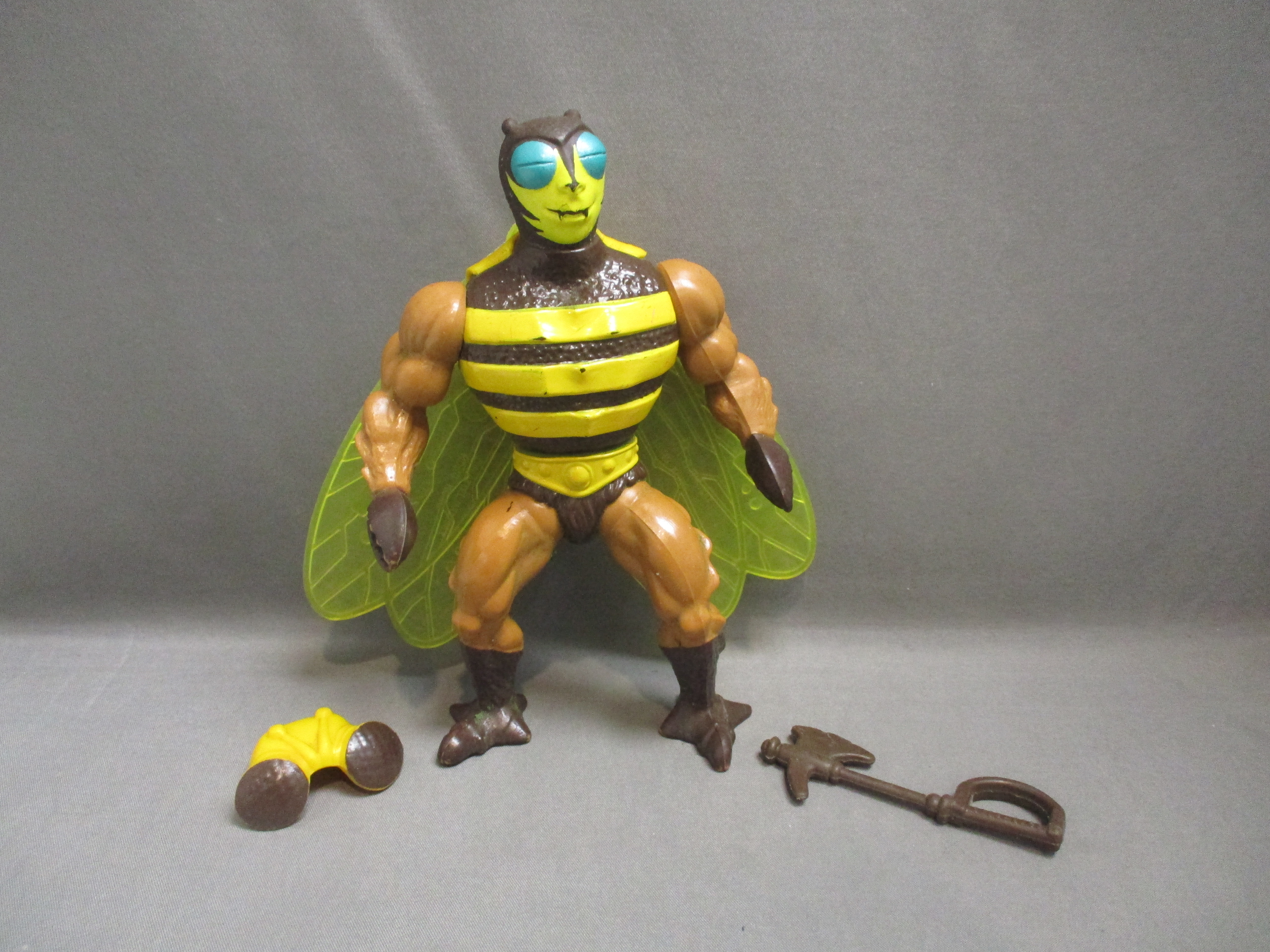 MOTU Buzz-Off