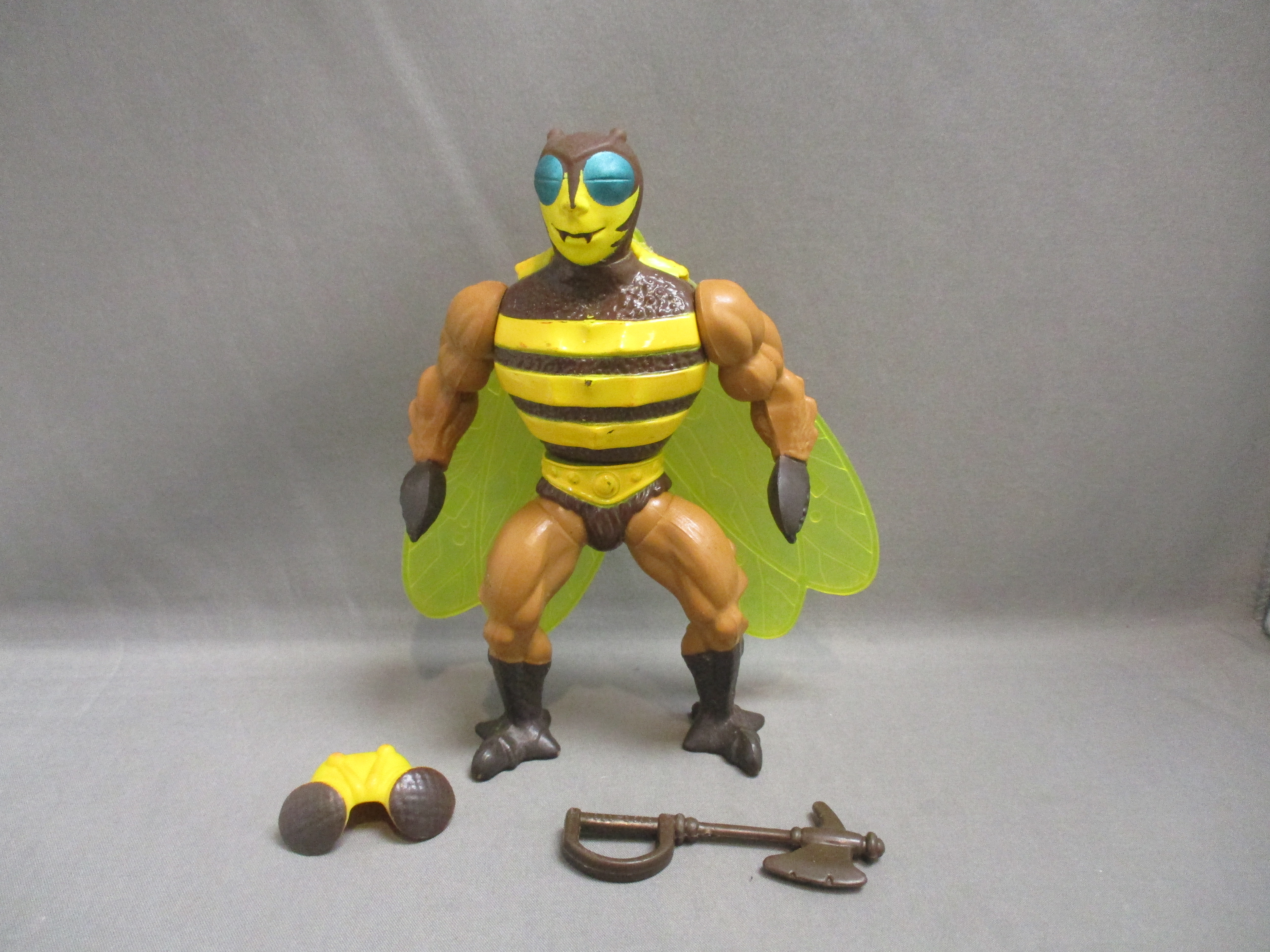 MOTU Buzz-Off