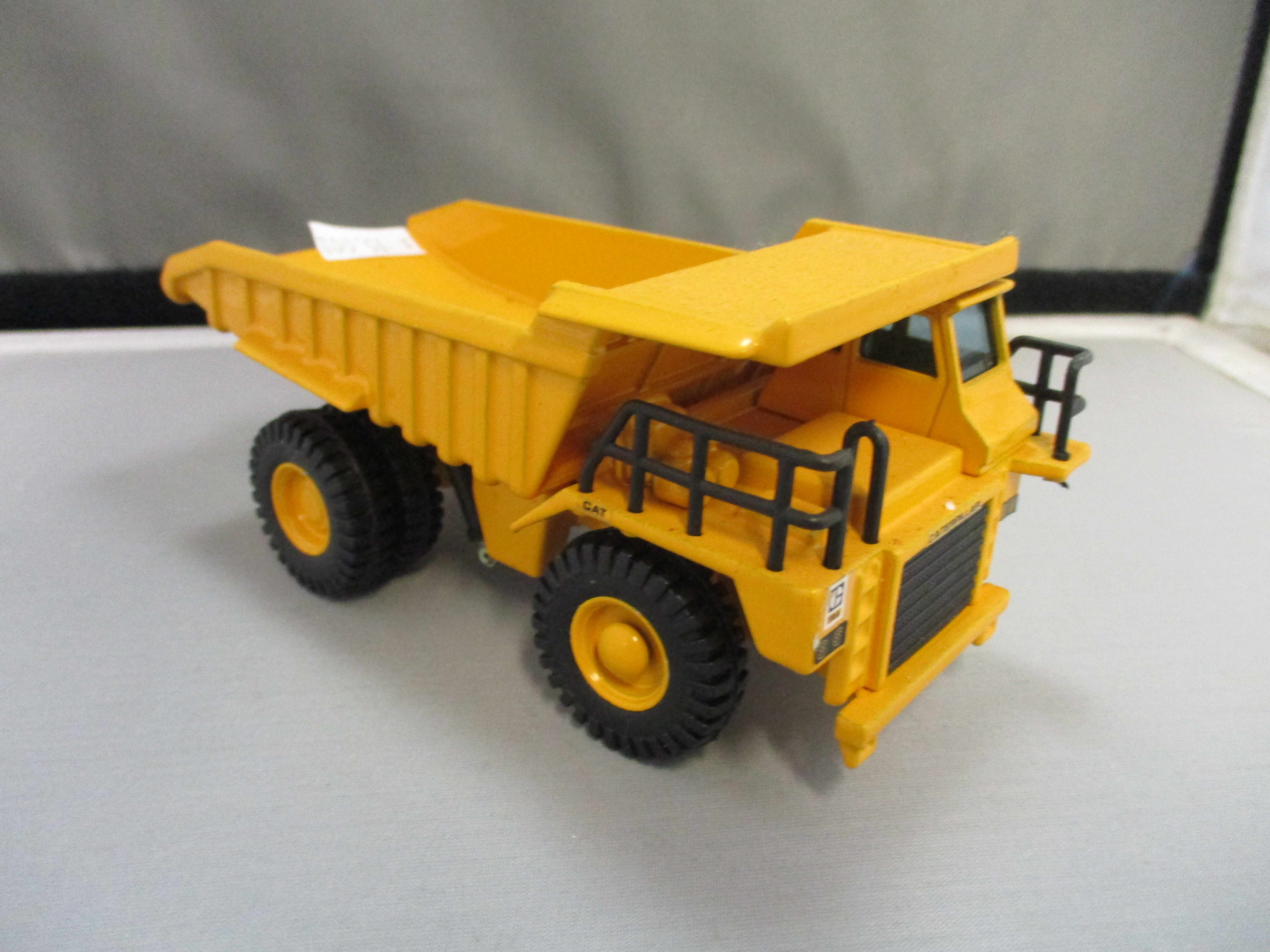 Caterpillar 773B Dump Truck