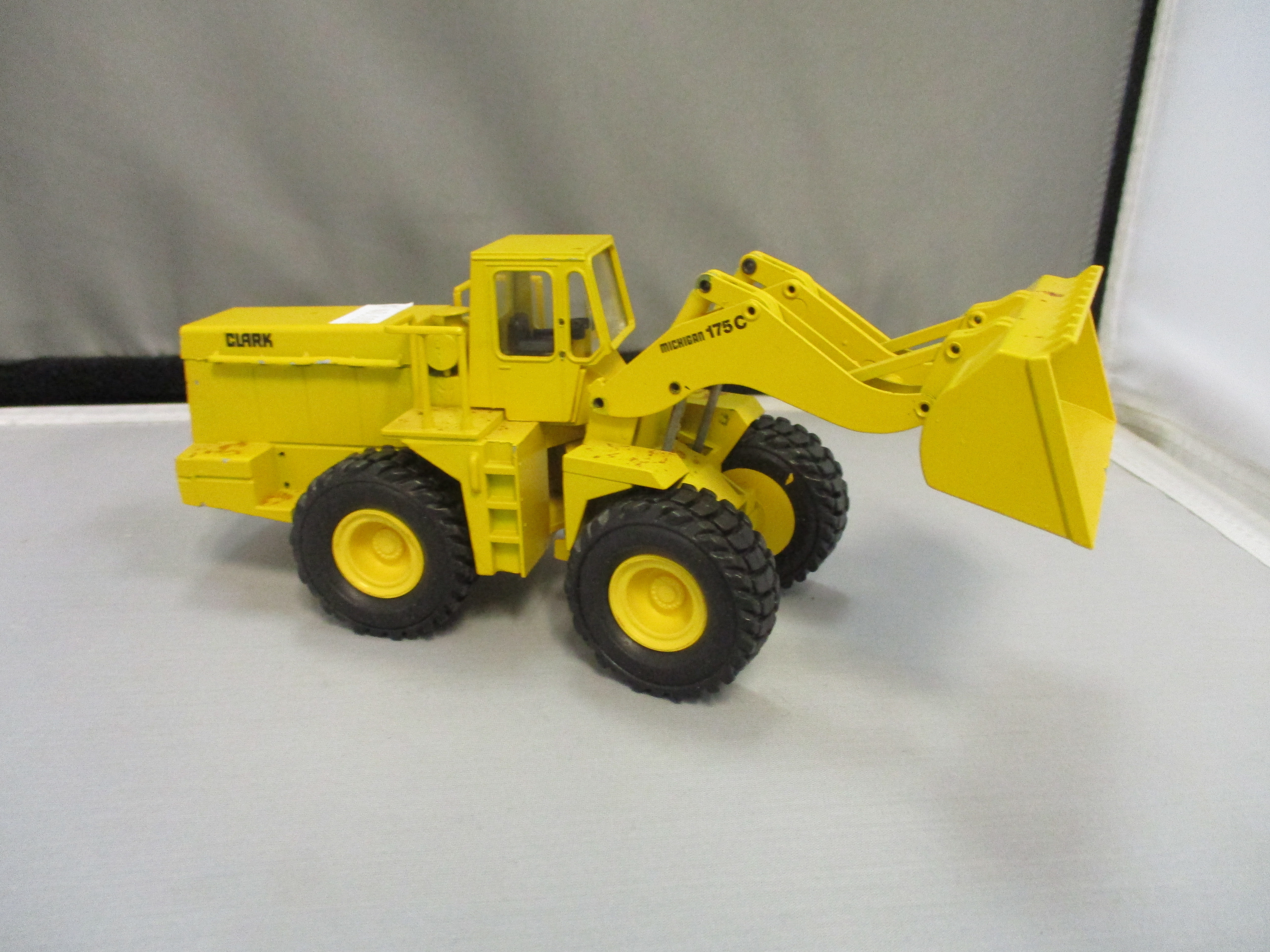 Clark Michigan 175C Wheel Loader