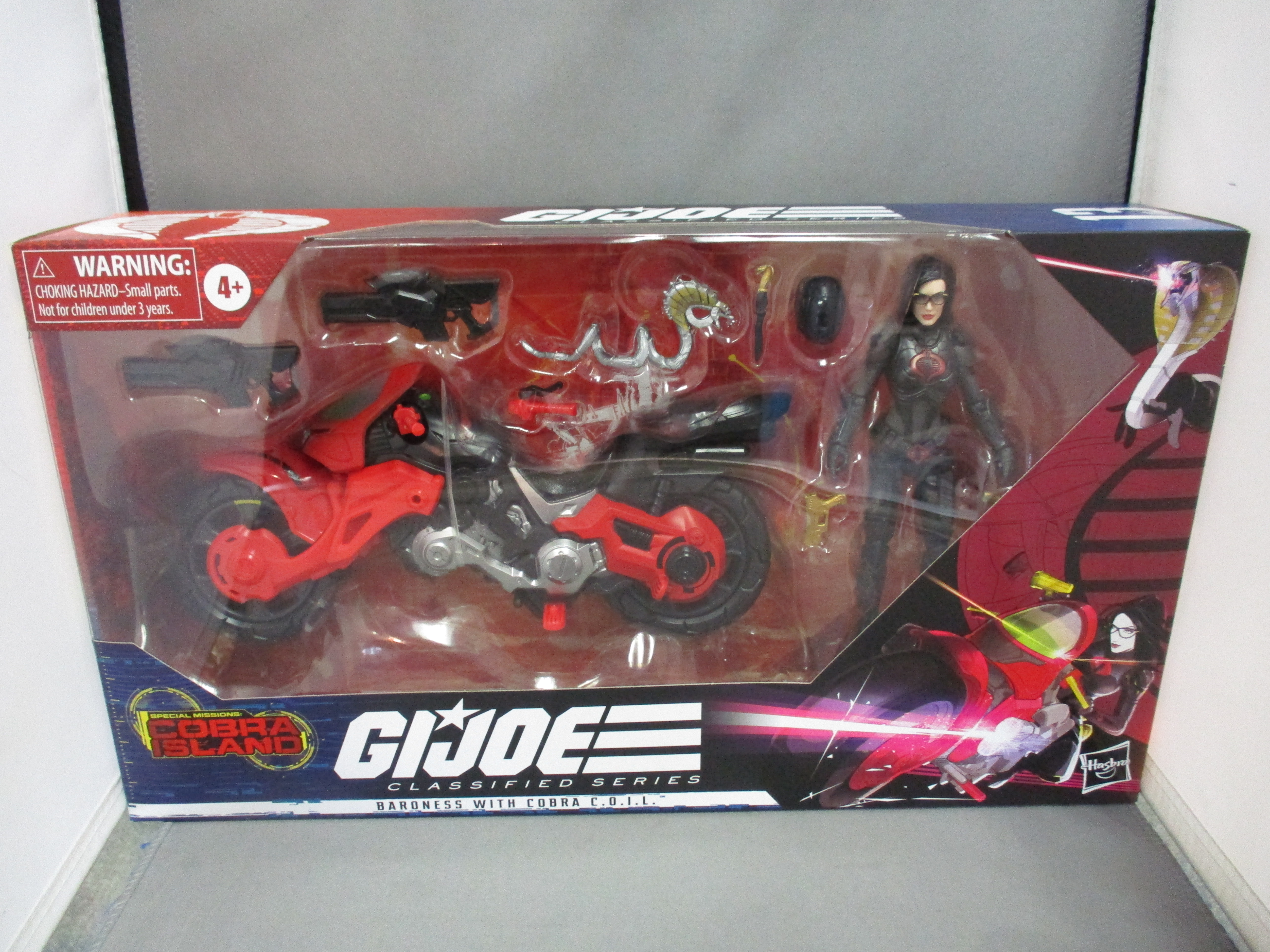 G I Joe Classified Series #13 Cobra Island Baroness with Cobra C.O.I.L.