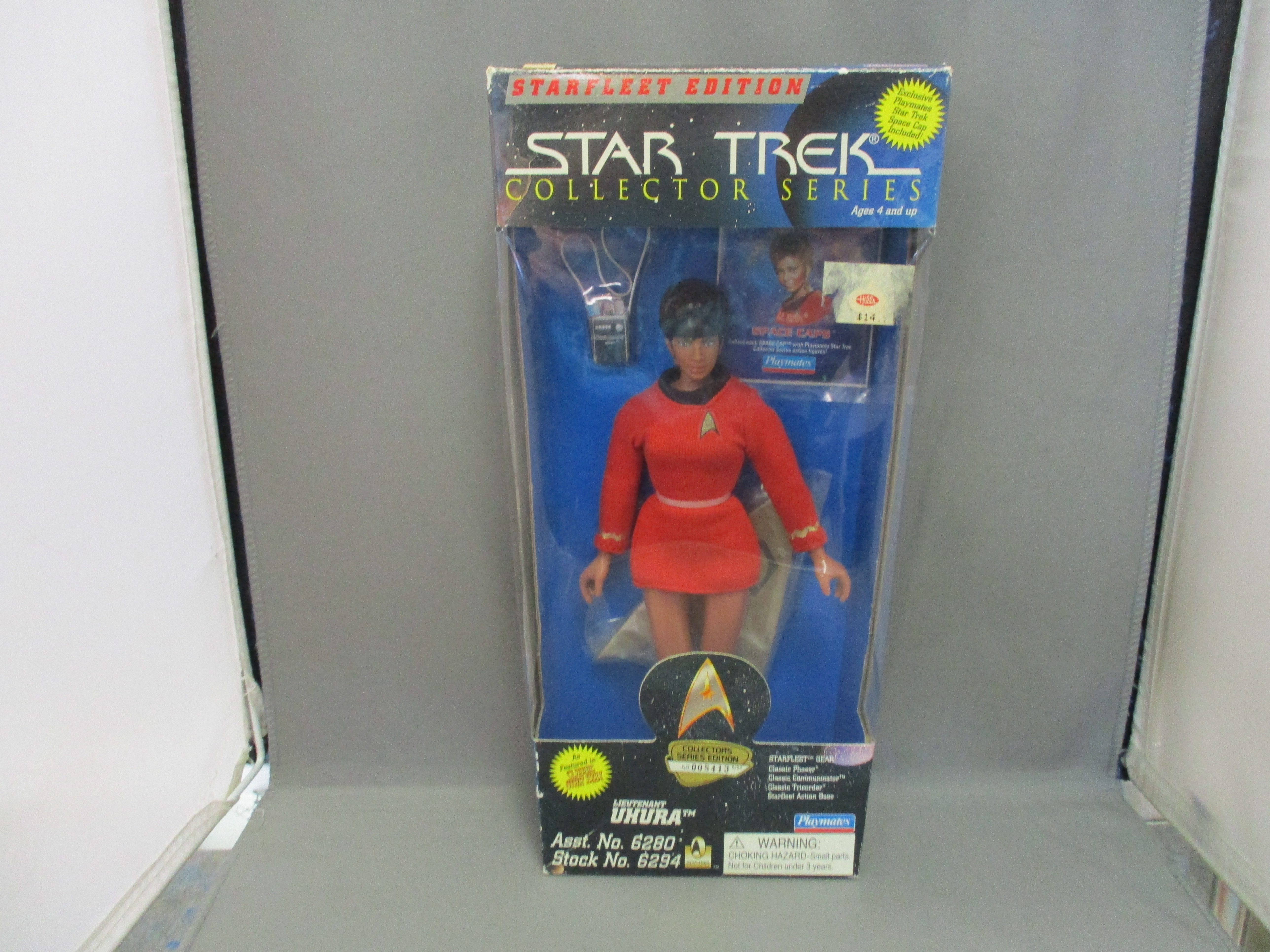 Collector Series 10" LT. Uhura