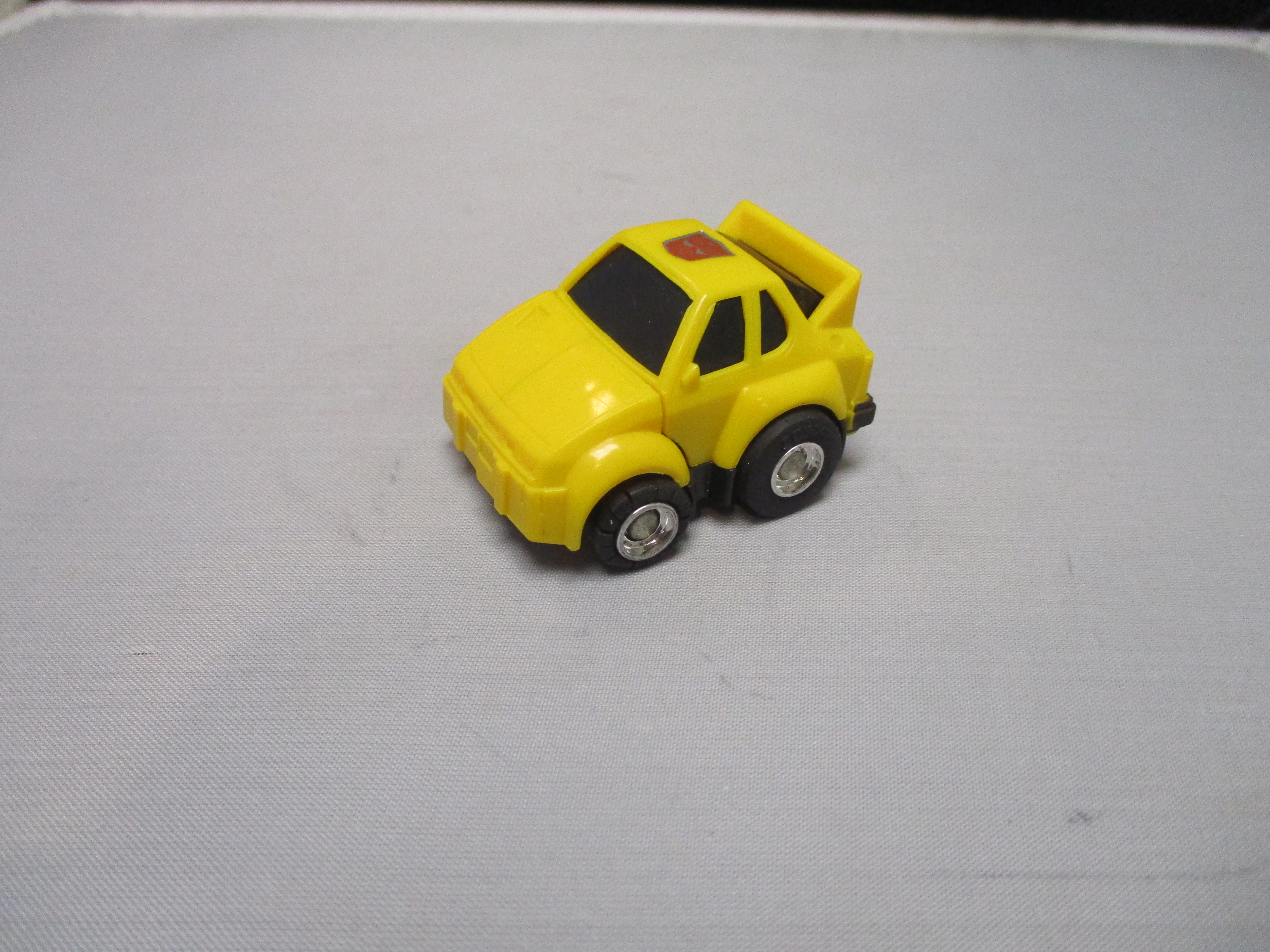 G1 Cliffjumper (Yellow)