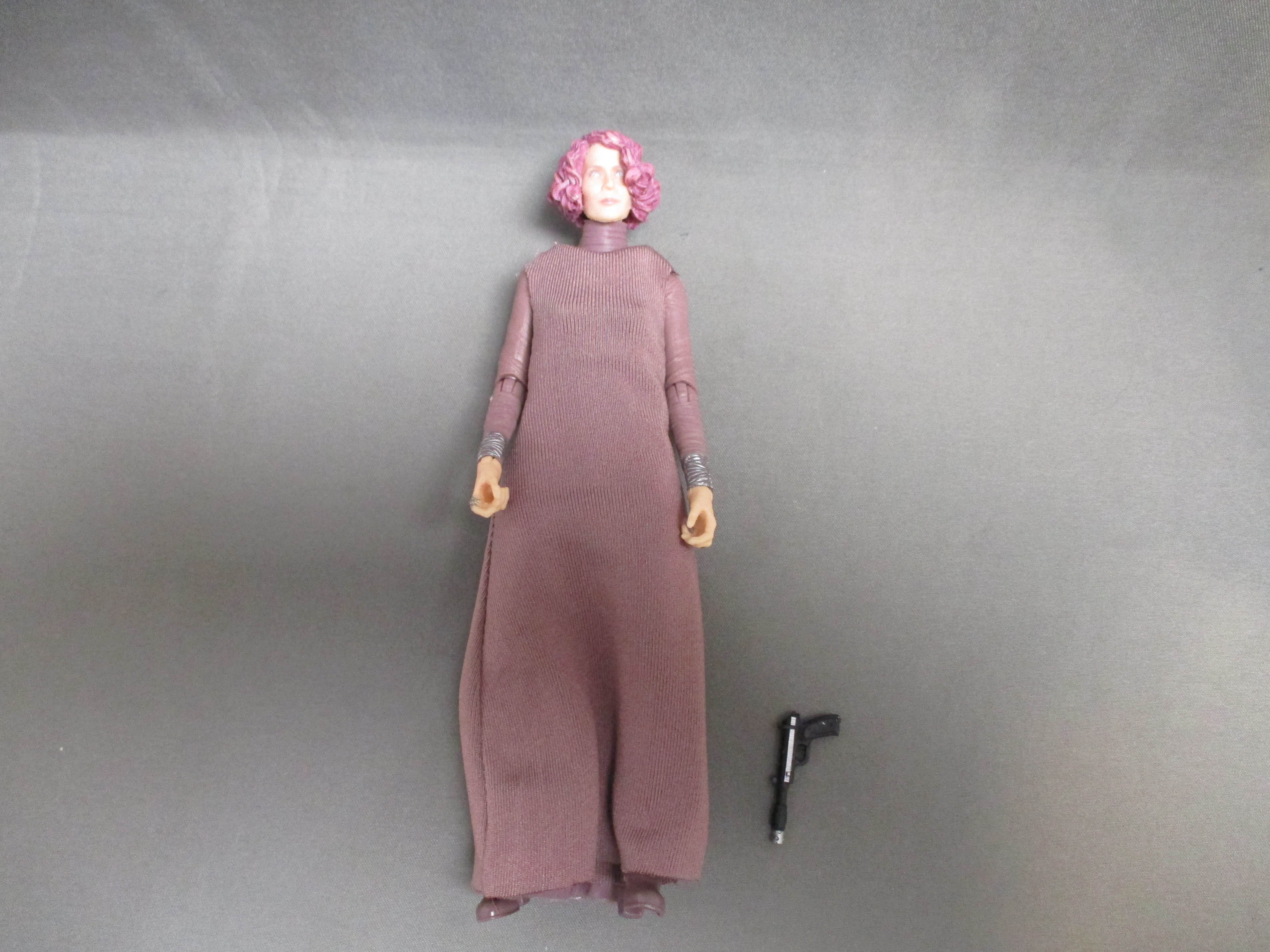 Black Series #80 Vice Admiral Holdo