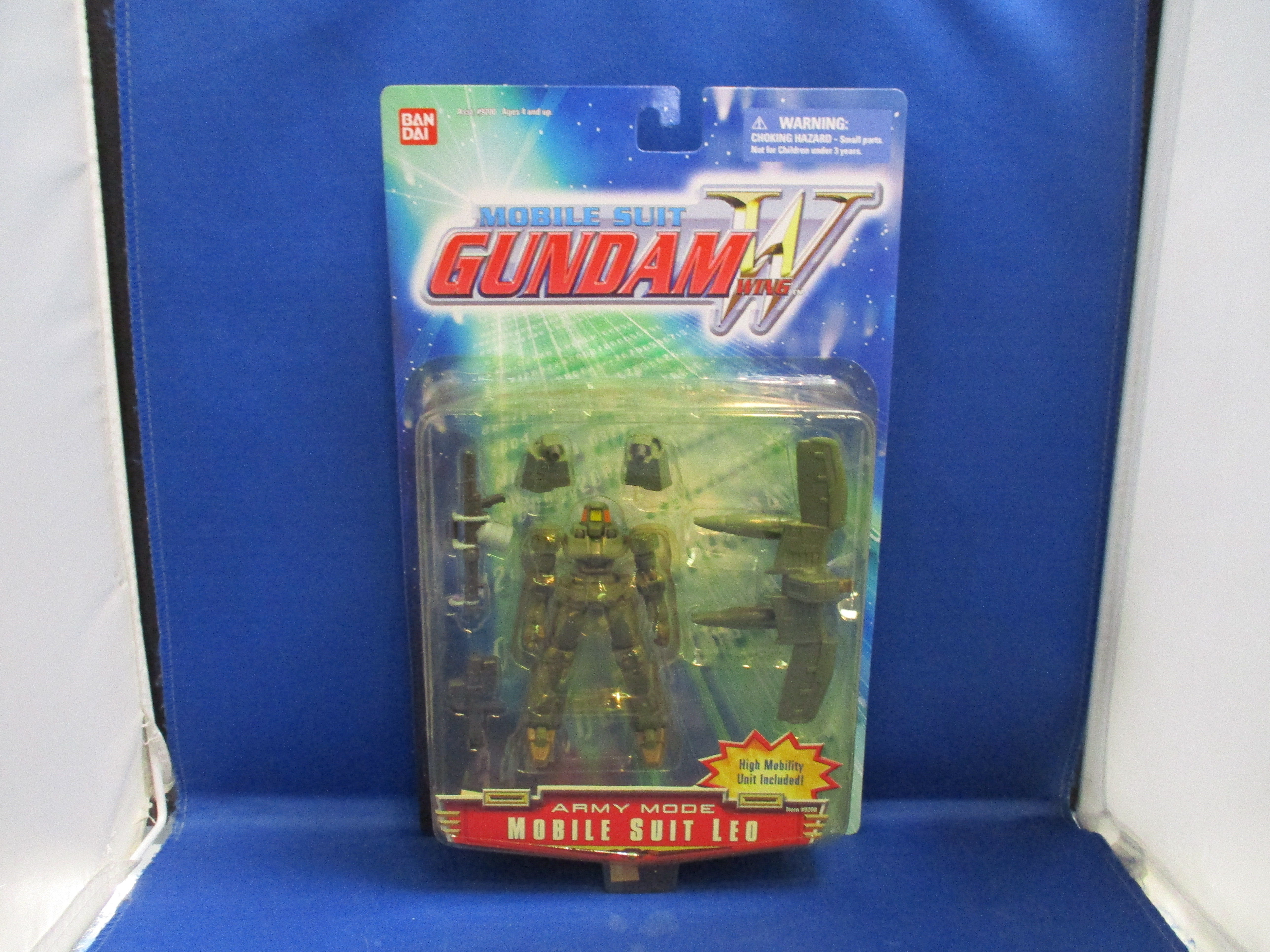 Bandai Gundam Wing Mobile Suit Army Mode Mobile Suit Leo