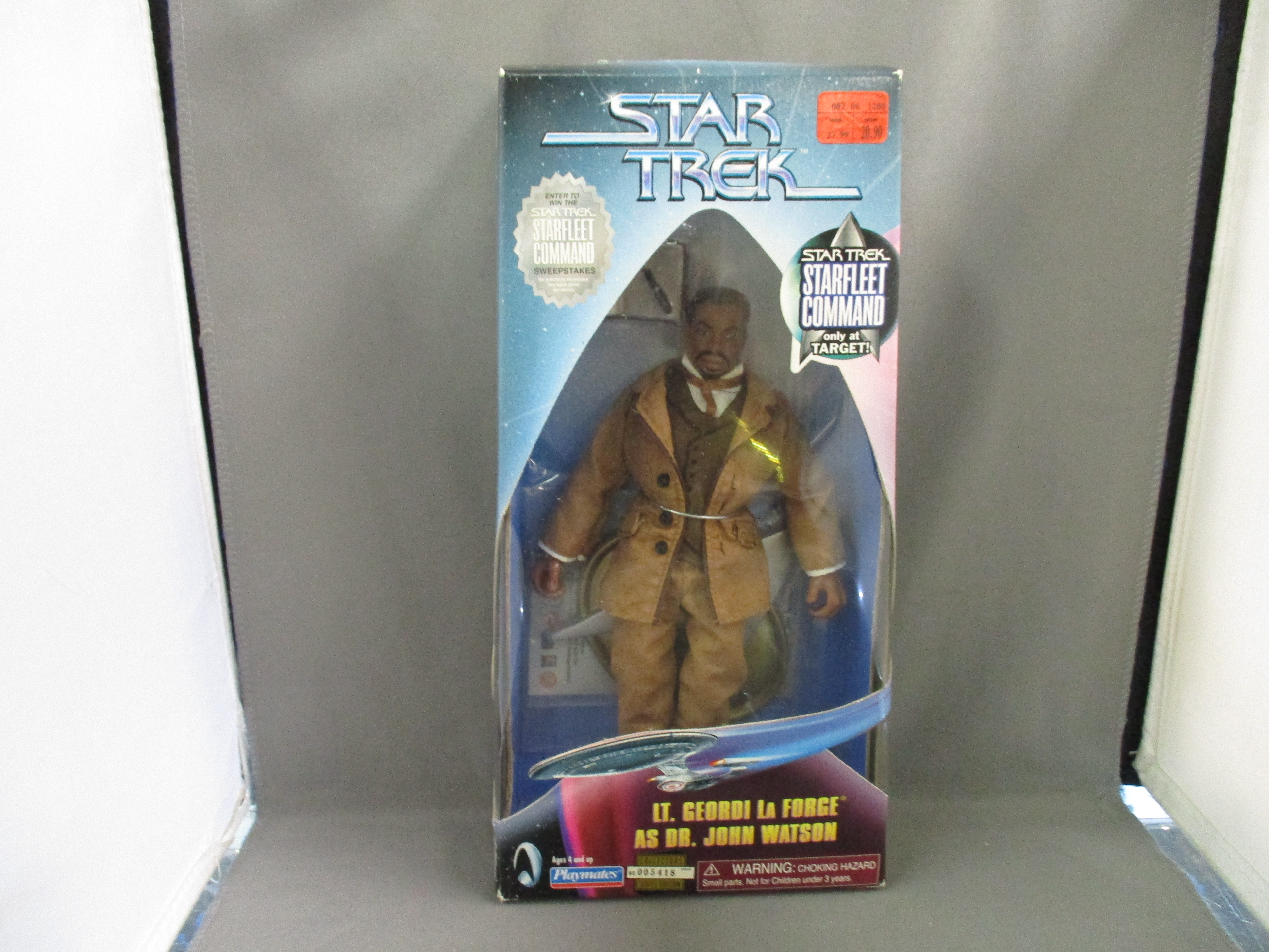 Playmates Star Trek Starfleet Command Lt. Geordi La Forge as Dr. John Watson 8" Figure (Variant)Playmates Star Trek Starfleet Command Lt. Geordi La Forge as Dr. John Watson 8" Figure (Variant)