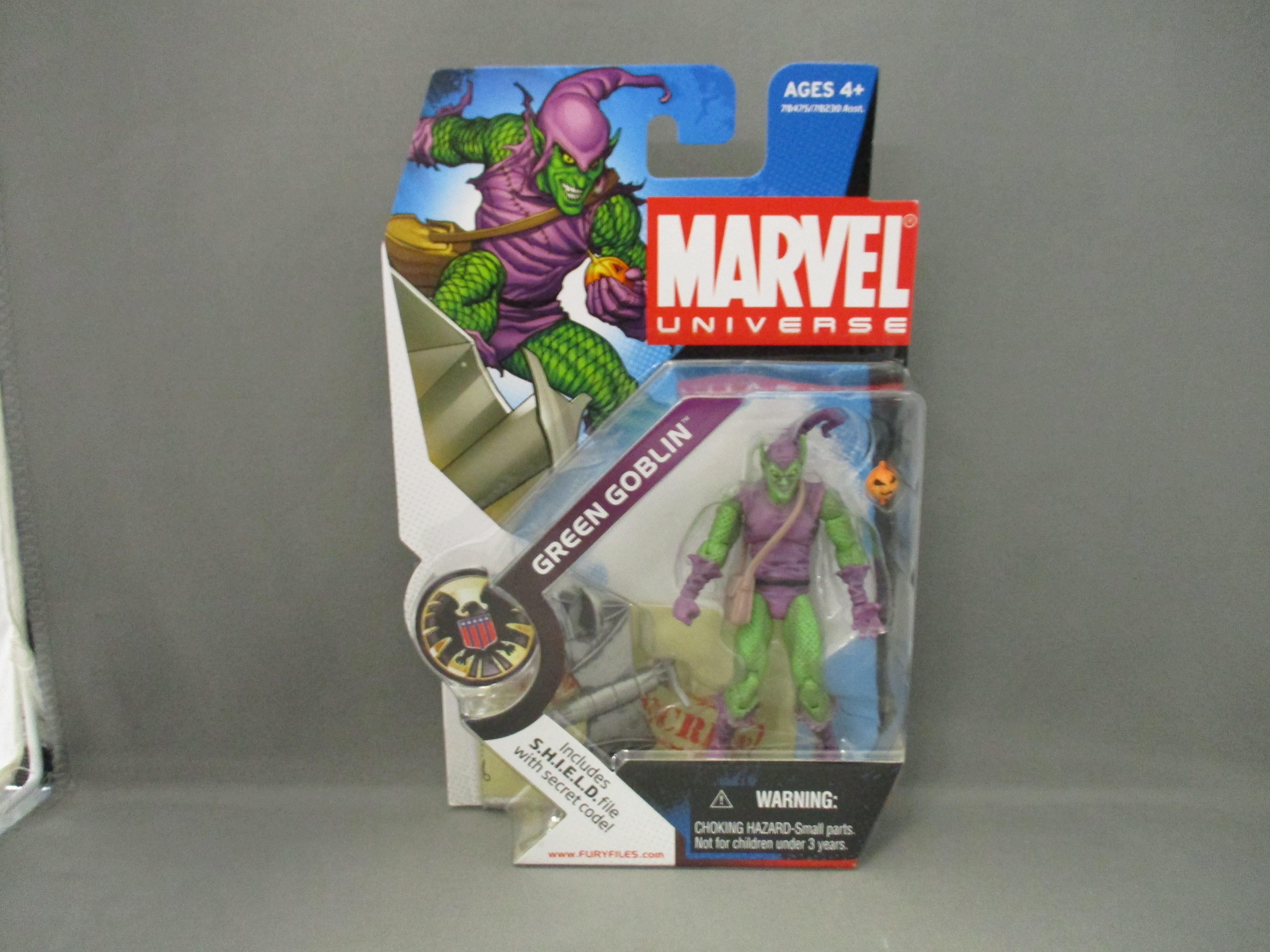 Marvel Universe 3.75 #15 Green Goblin