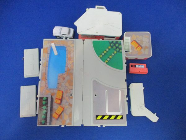 Micro Machines Travel City Hotel