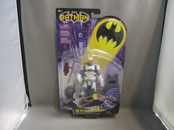 DC Batman Arctic Shield Batman