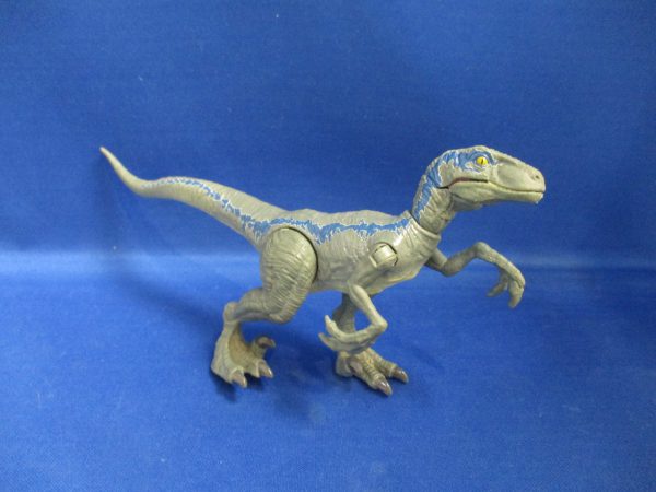 Jurassic World Savage Strike Velociraptor "Blue"