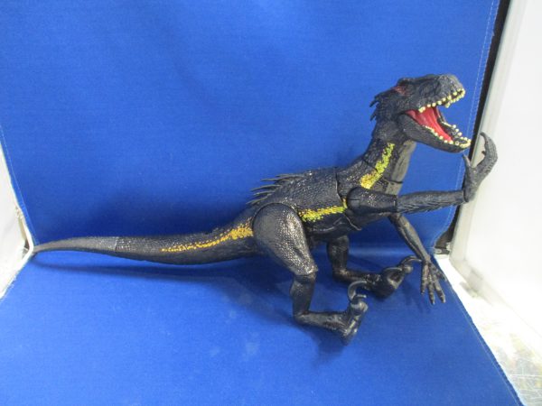 Jurassic World Grab 'N Growl Indoraptor