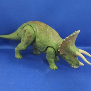 Jurassic World Dino Rivals Dual Attack Triceratops