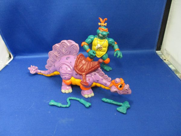 TMNT Cave Turtle Mike W/ Silly Stegosaurus