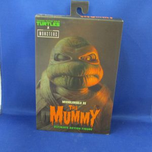 NECA Universal Monsters x Teenage Mutant Ninja Turtles Ultimate Michelangelo as The Mummy